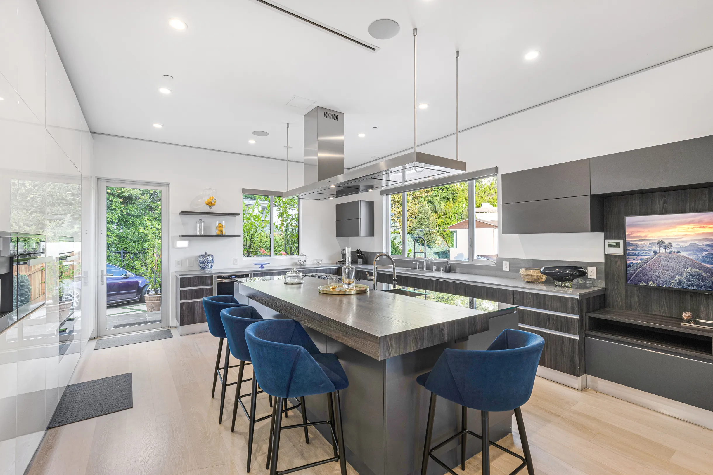 Wander Hollywood Hills Horizon #8