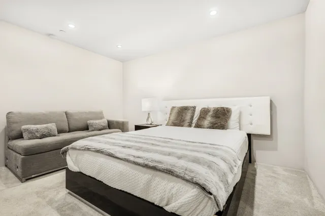 Bedroom 3 image 1