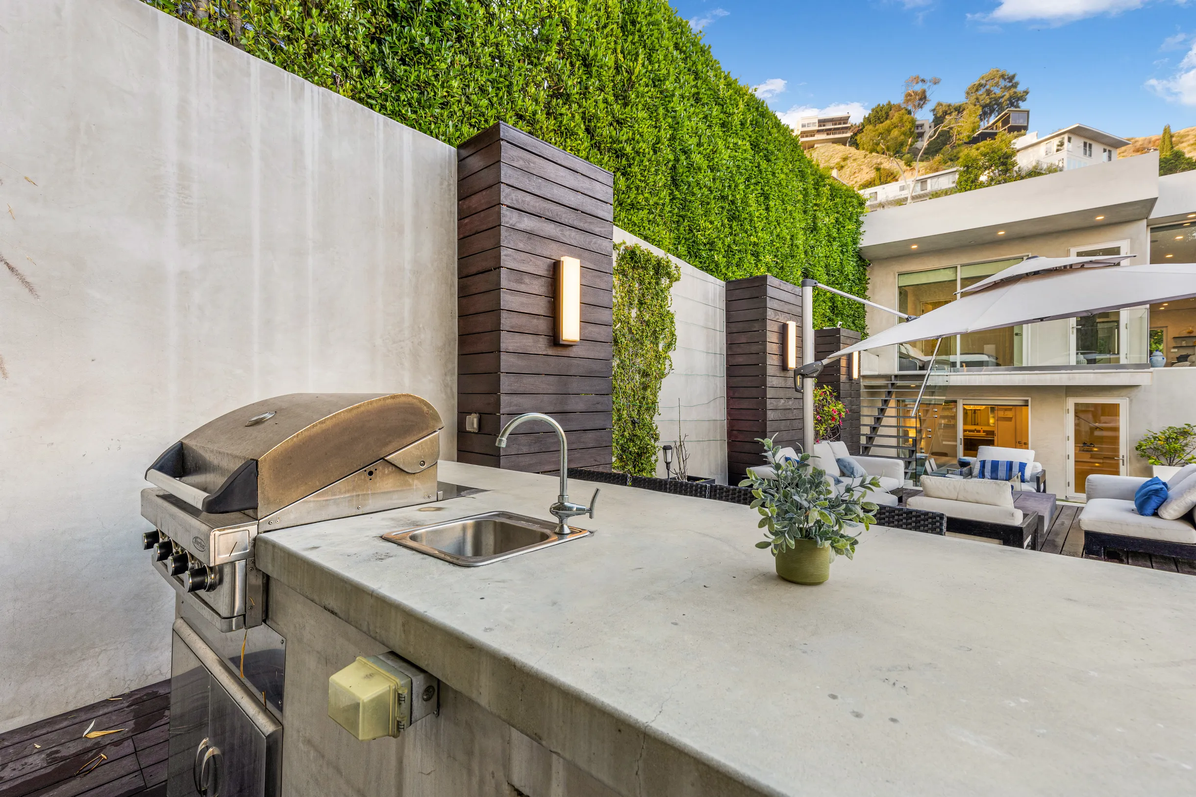 Wander Hollywood Hills Horizon #30