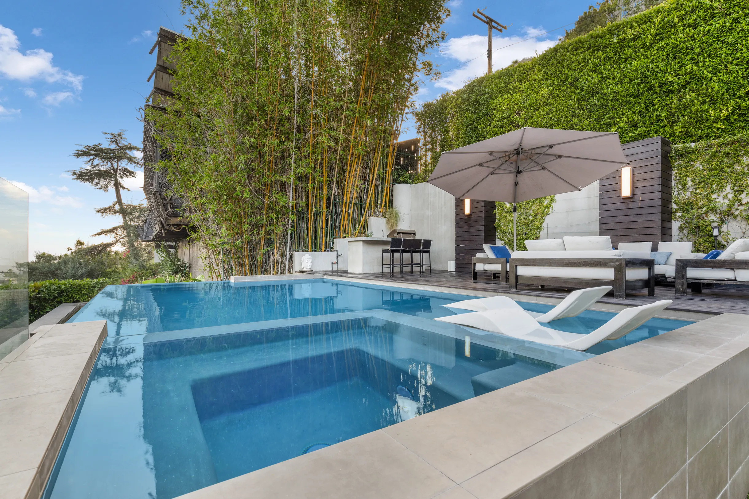 Wander Hollywood Hills Horizon #39