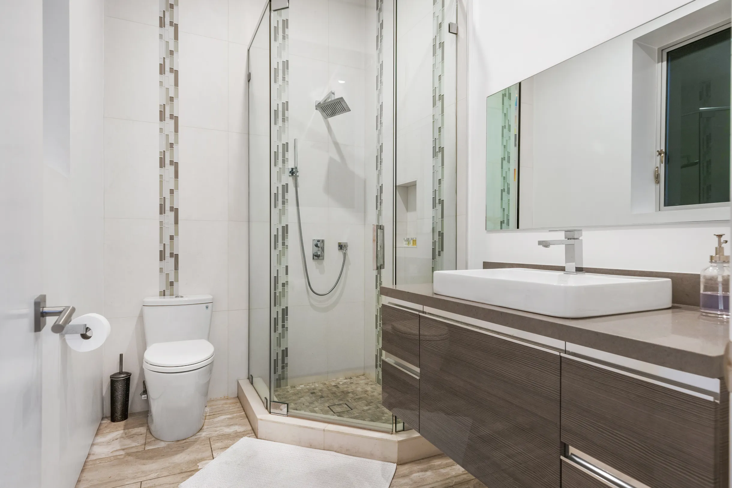 Wander Hollywood Hills Horizon #16