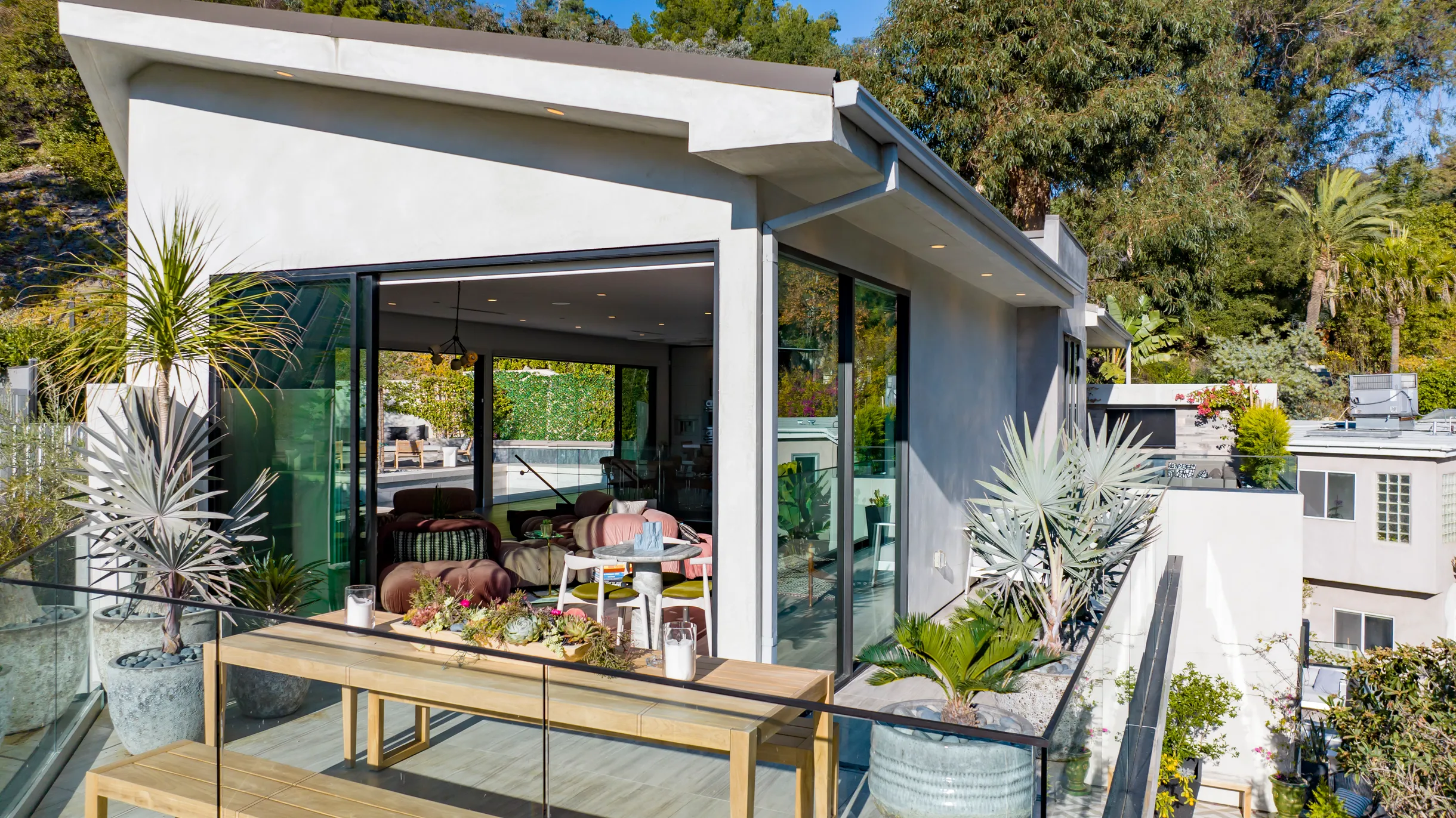 Wander Hollywood Haven #76