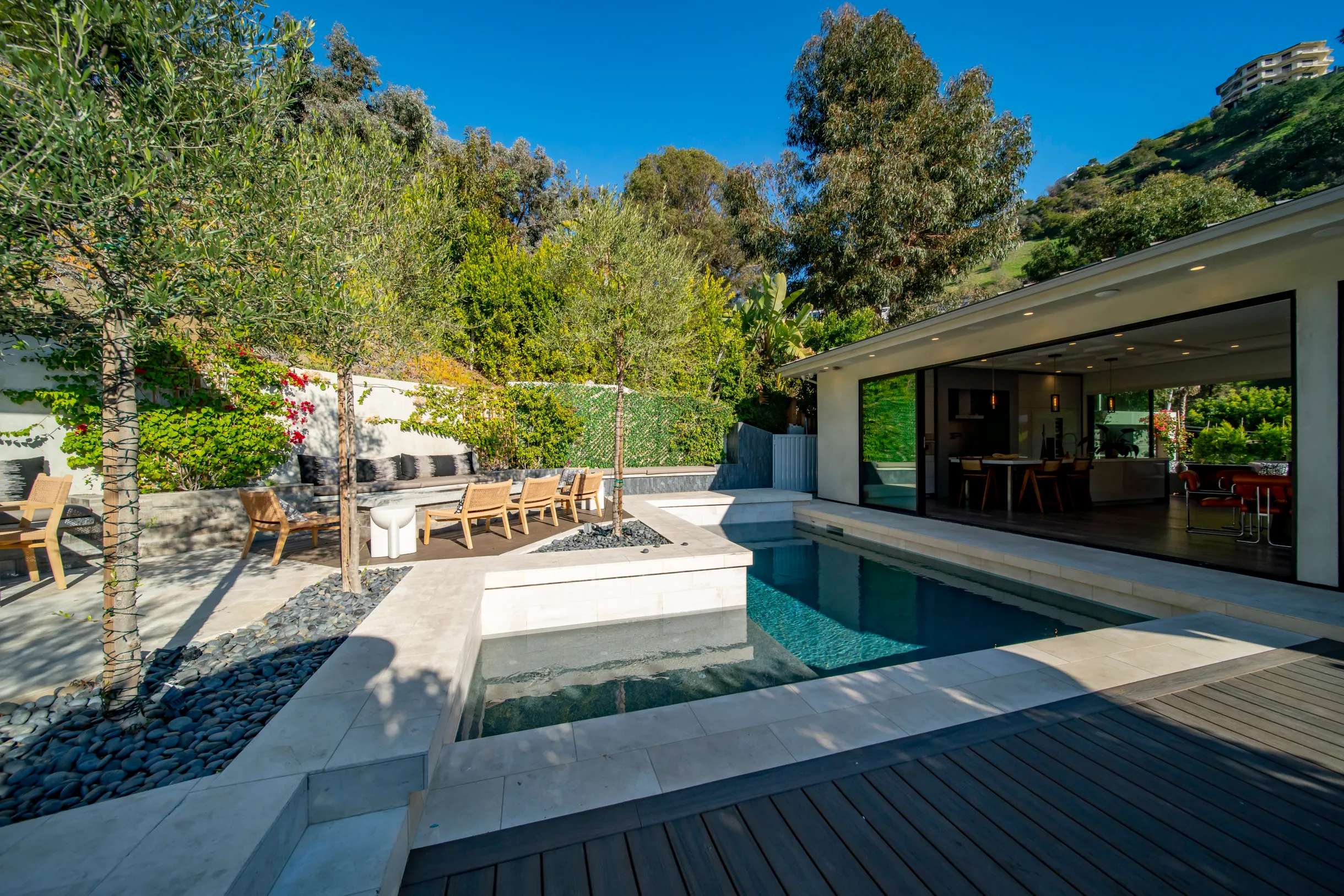 Wander Hollywood Haven #109