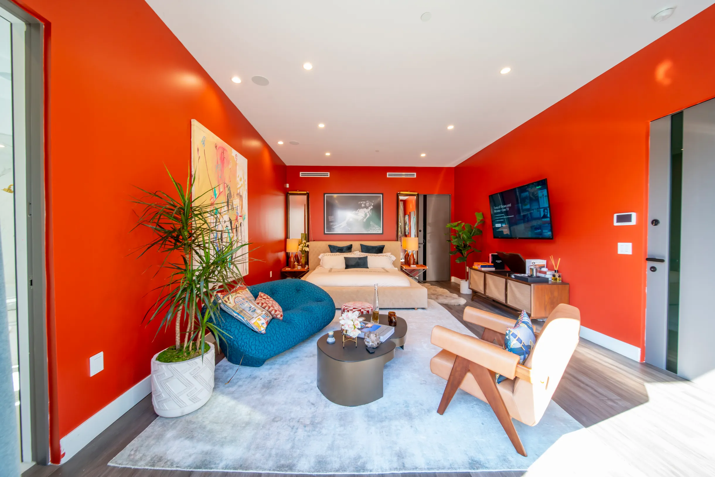 Wander Hollywood Haven #28