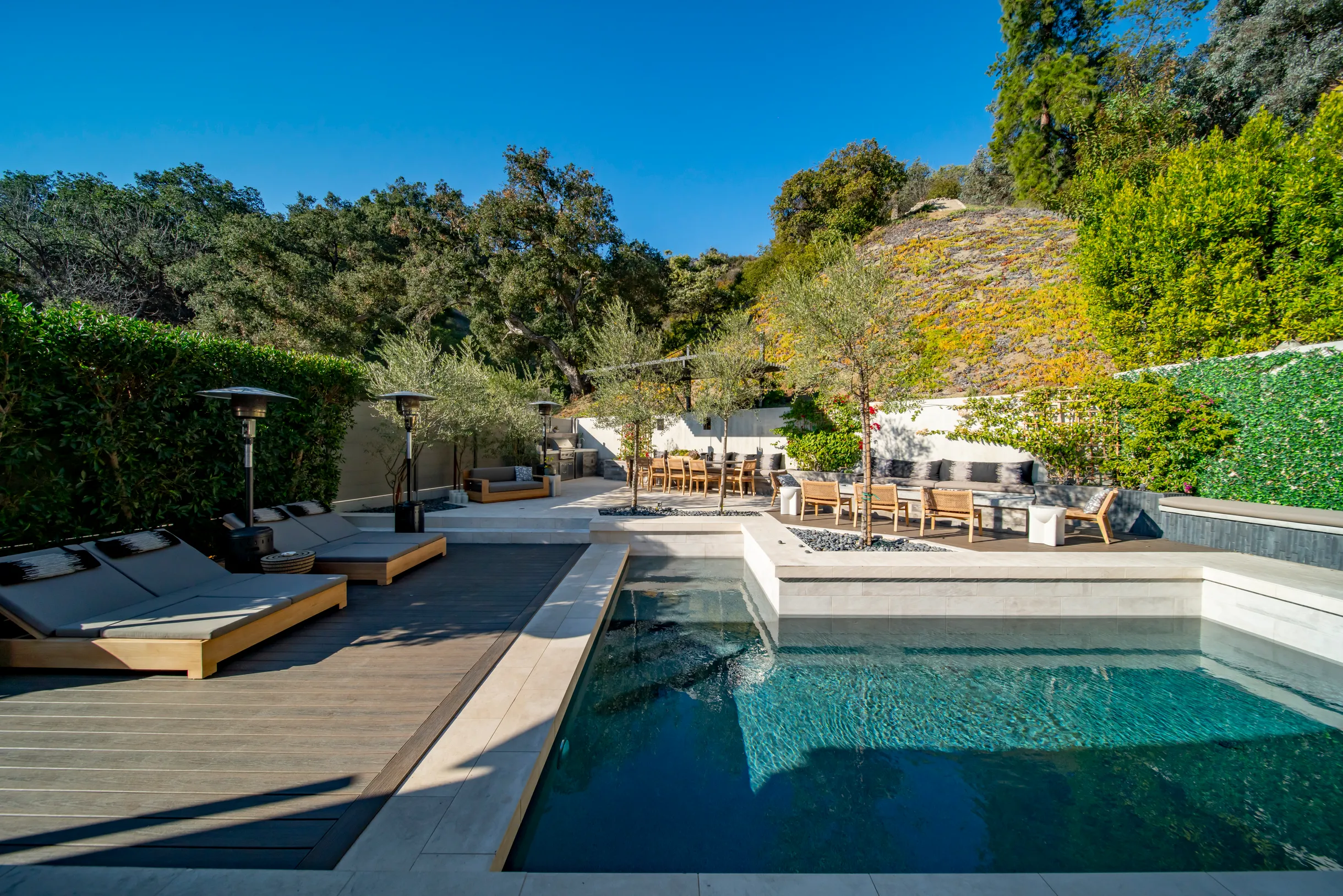 Wander Hollywood Haven #116