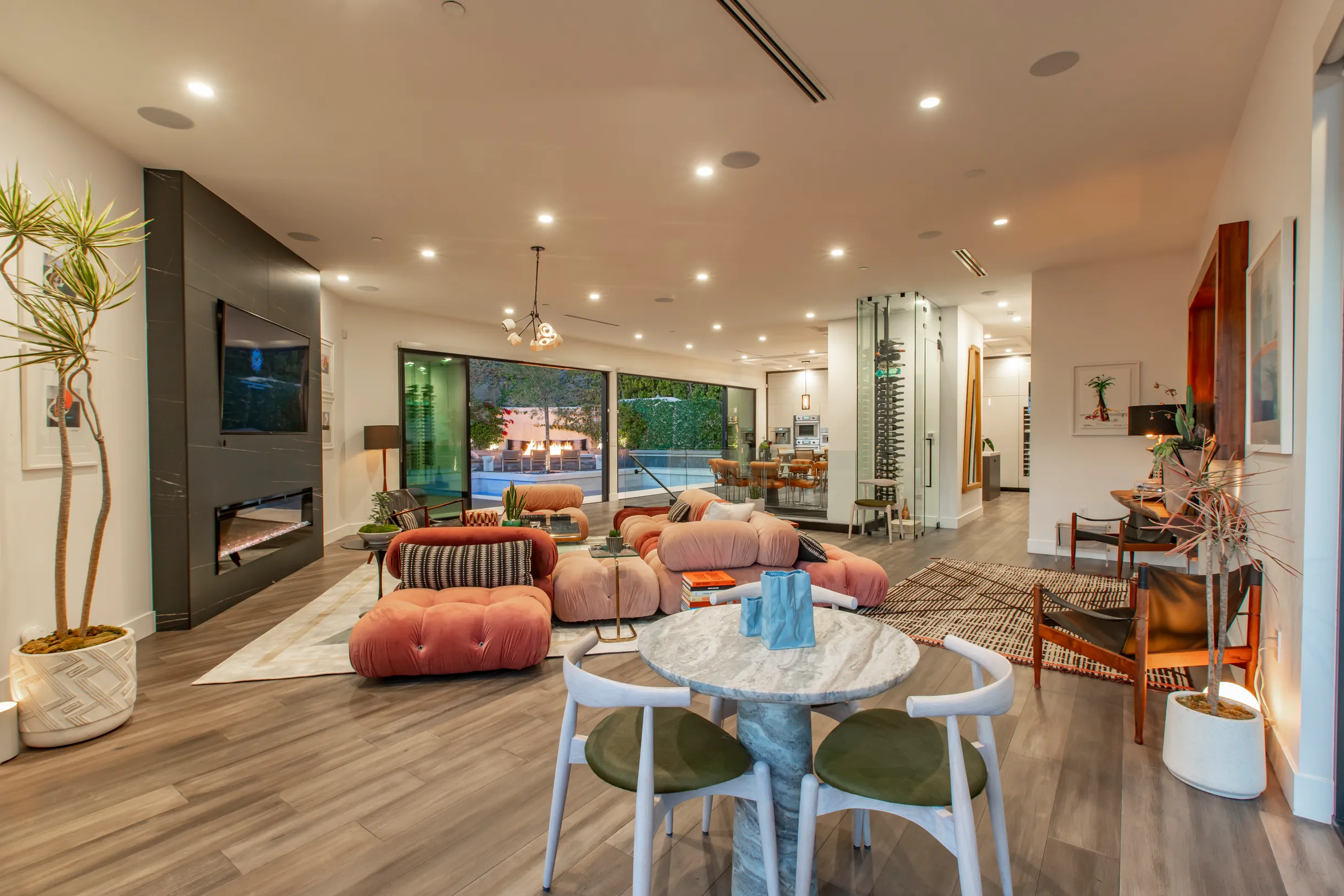 Wander Hollywood Haven #50