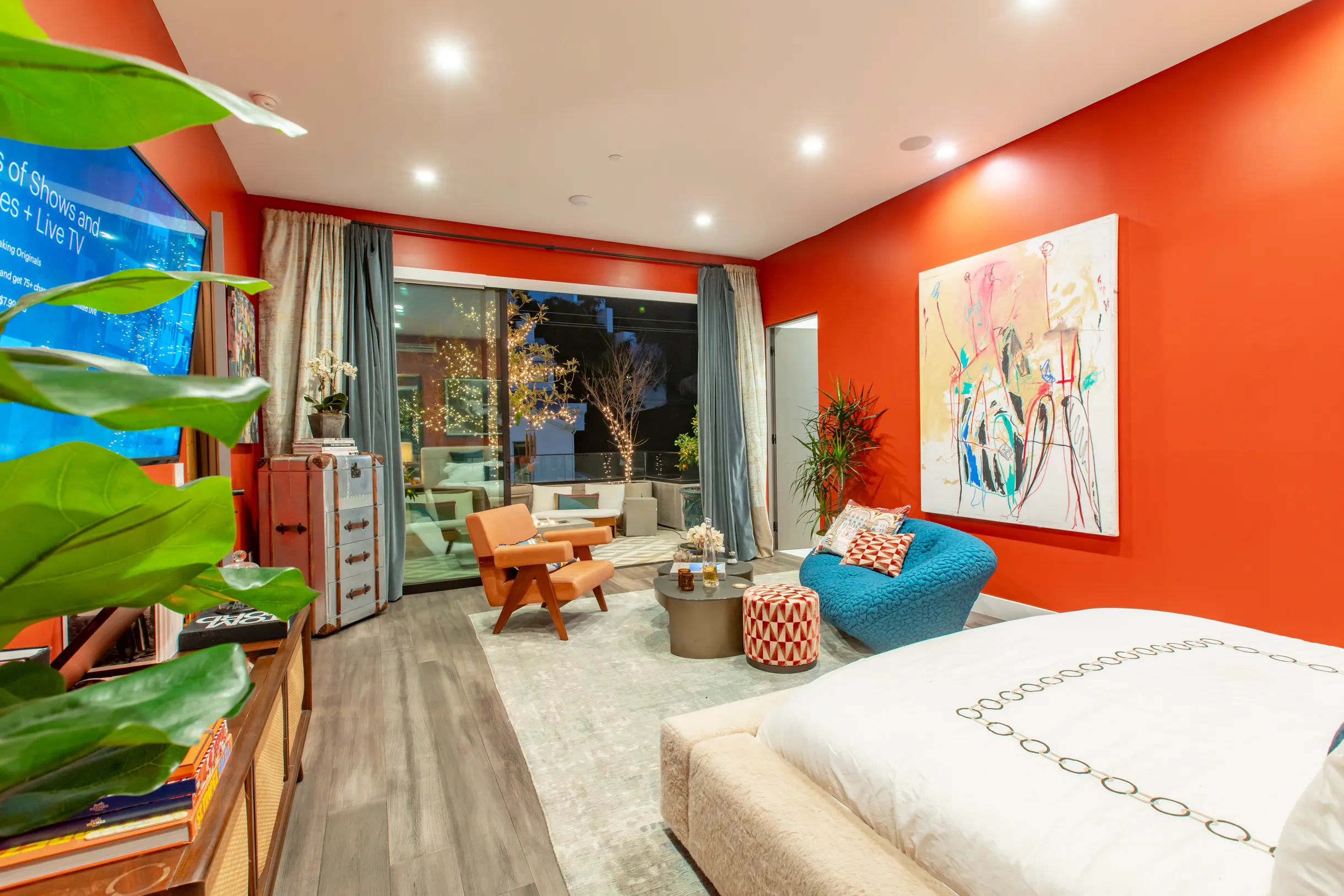 Wander Hollywood Haven #64