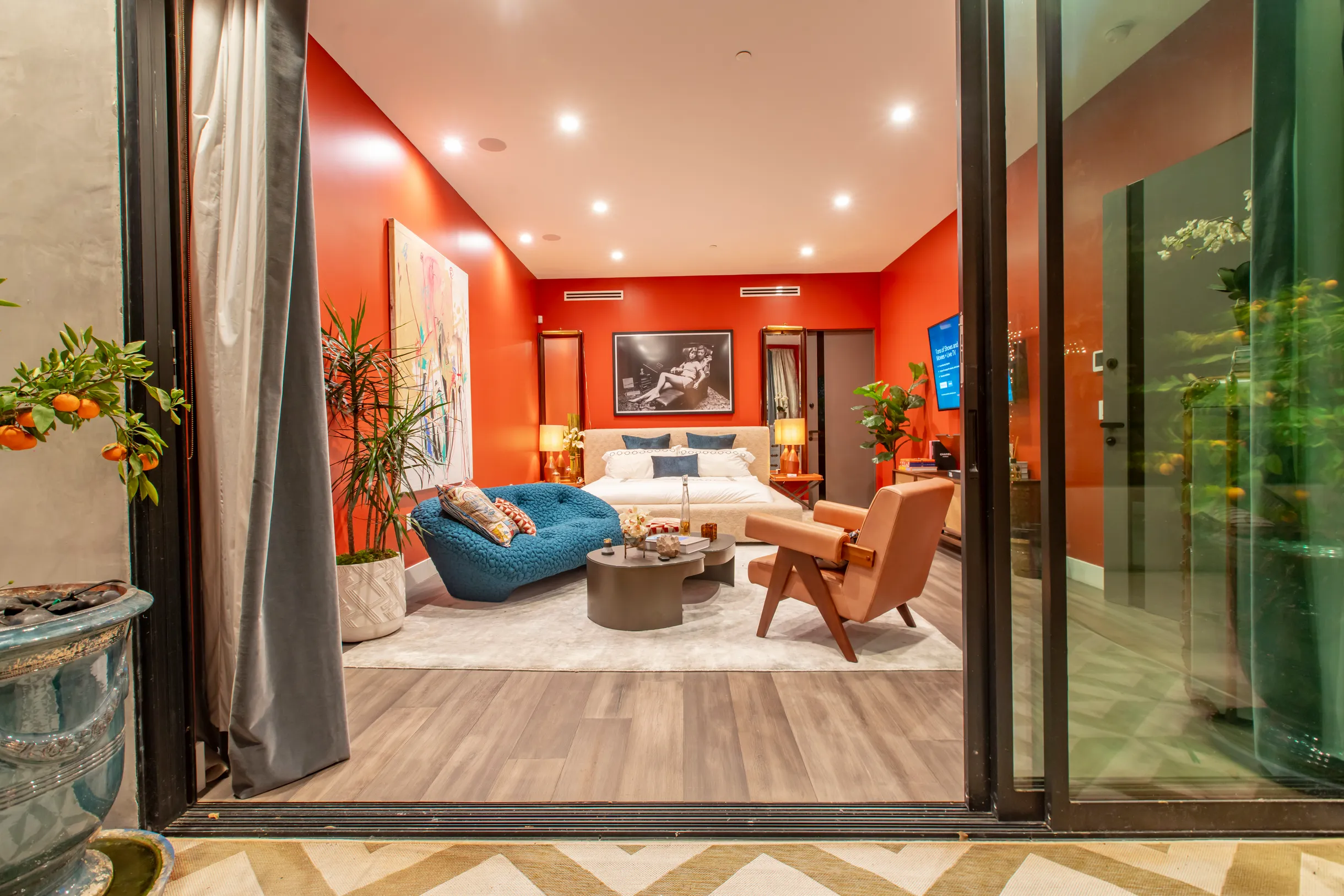 Wander Hollywood Haven #78