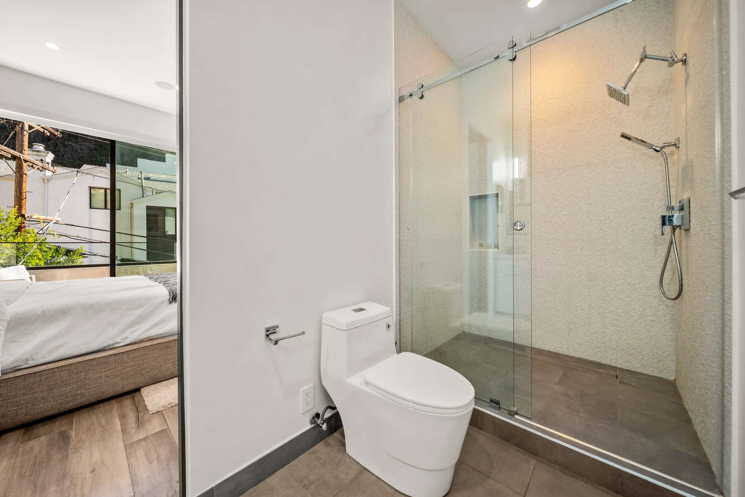 Wander Hollywood Haven #34