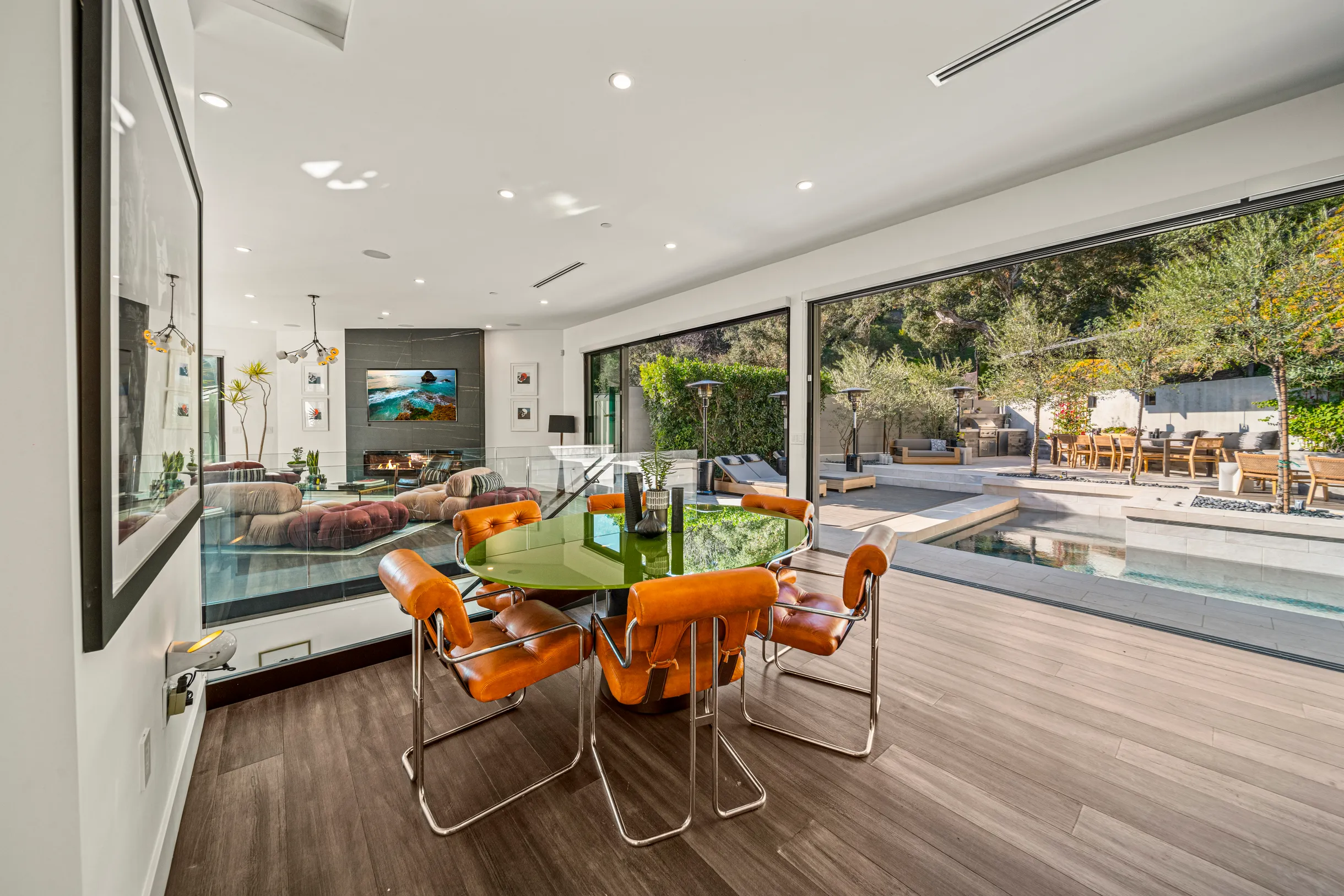 Wander Hollywood Haven #12