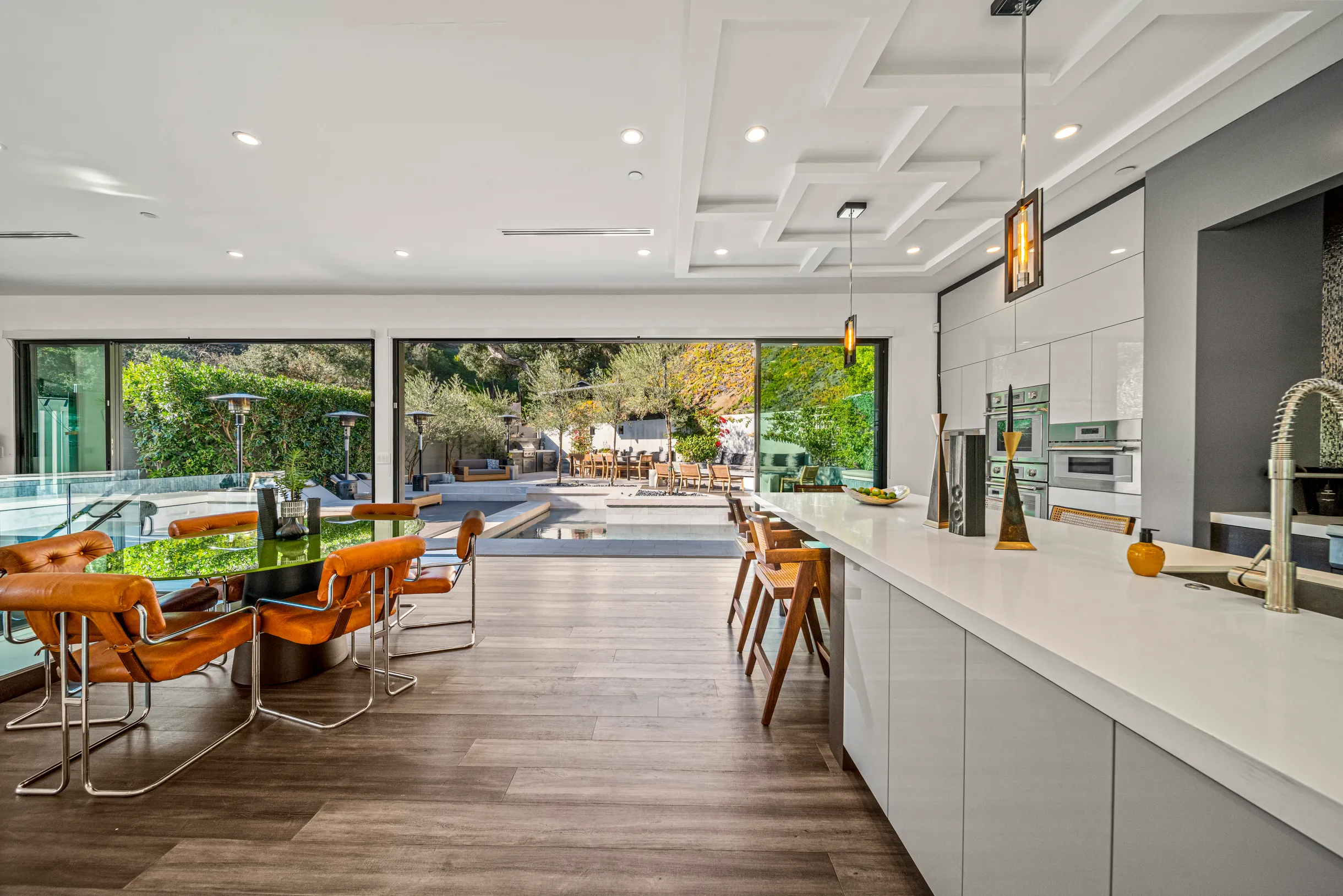 Wander Hollywood Haven #81