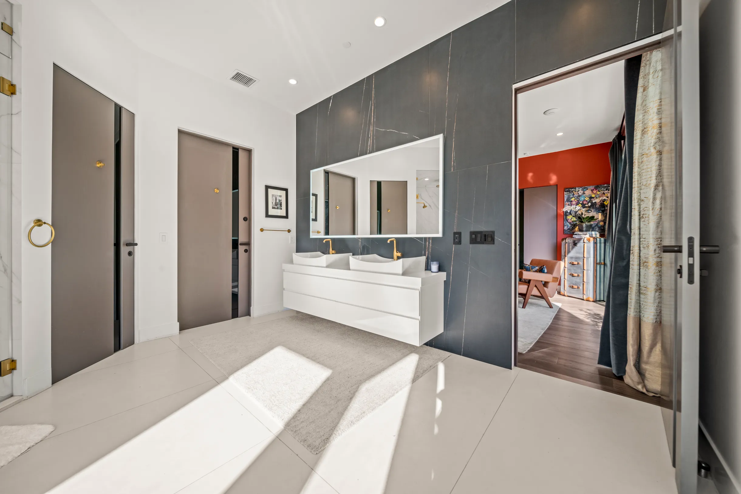 Wander Hollywood Haven #115