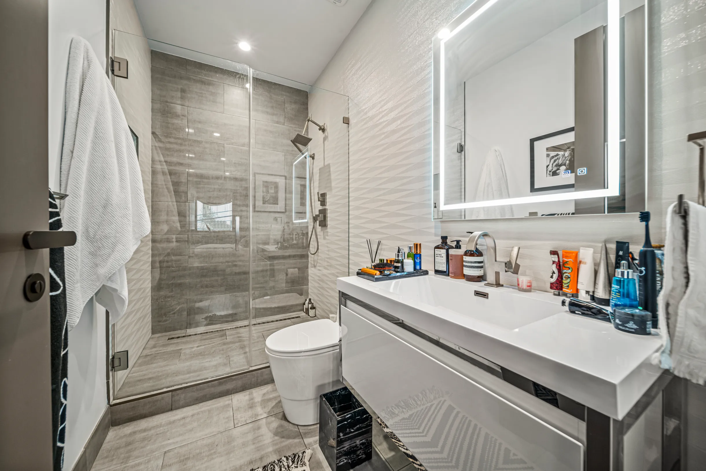 Wander Hollywood Haven #20