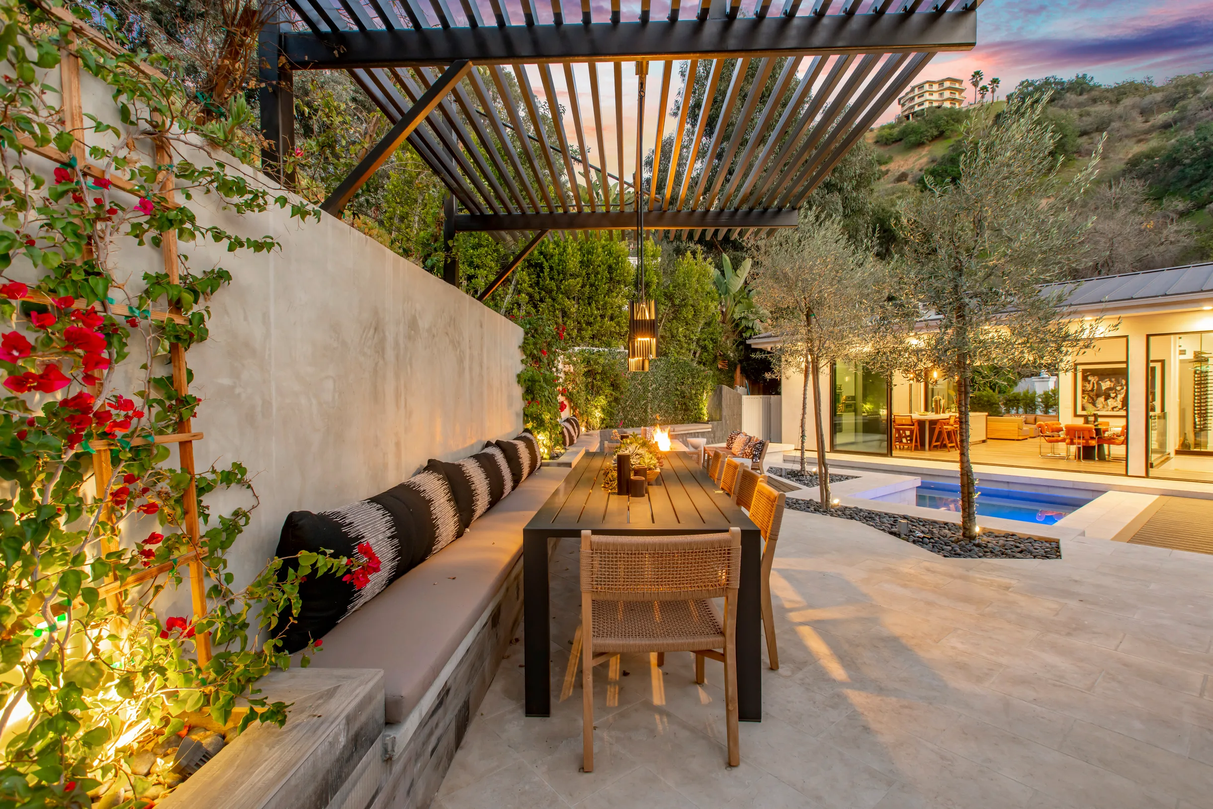 Wander Hollywood Haven #72