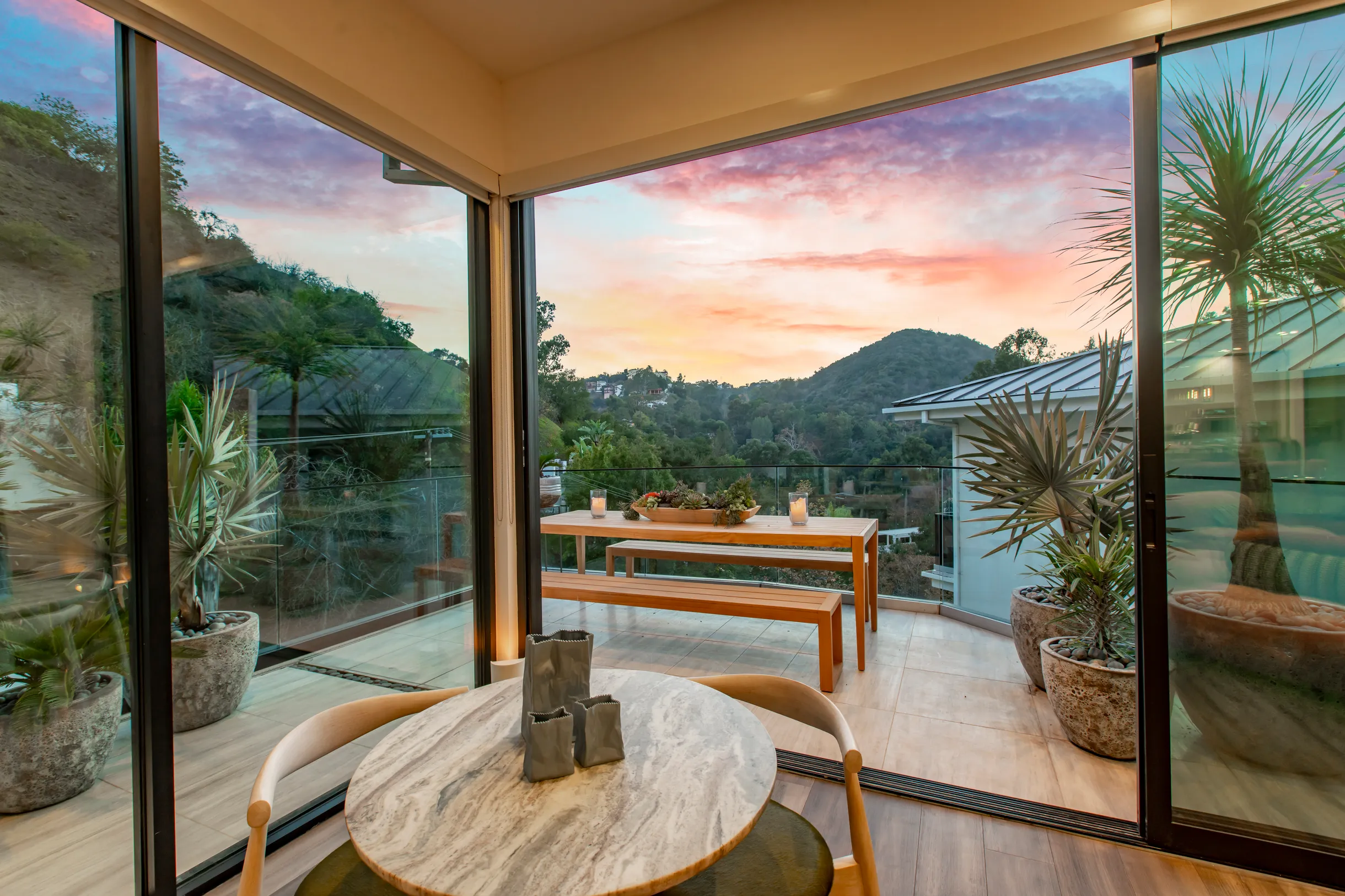 Wander Hollywood Haven #73