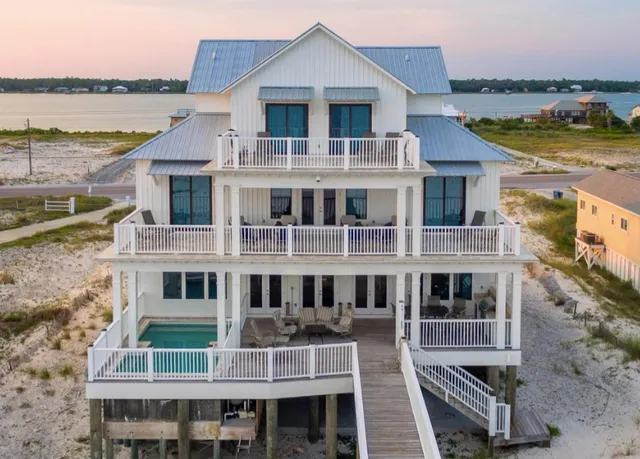 Wander Gulf Shores Beach