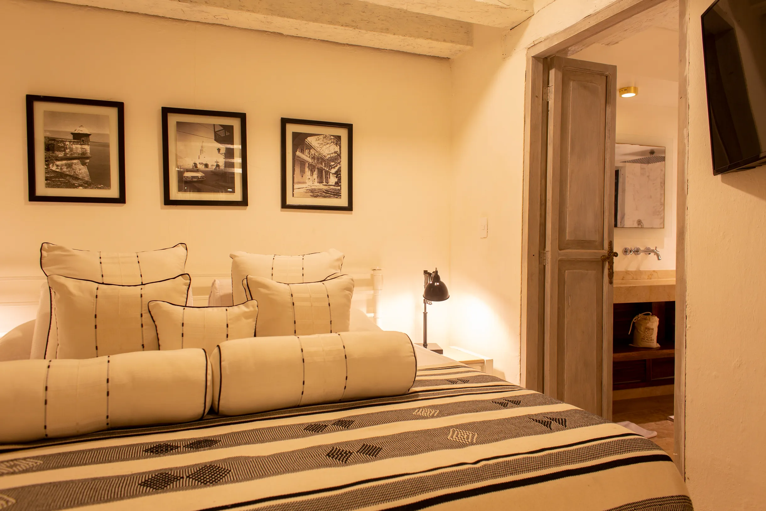 Wander Cartagena Bay #60