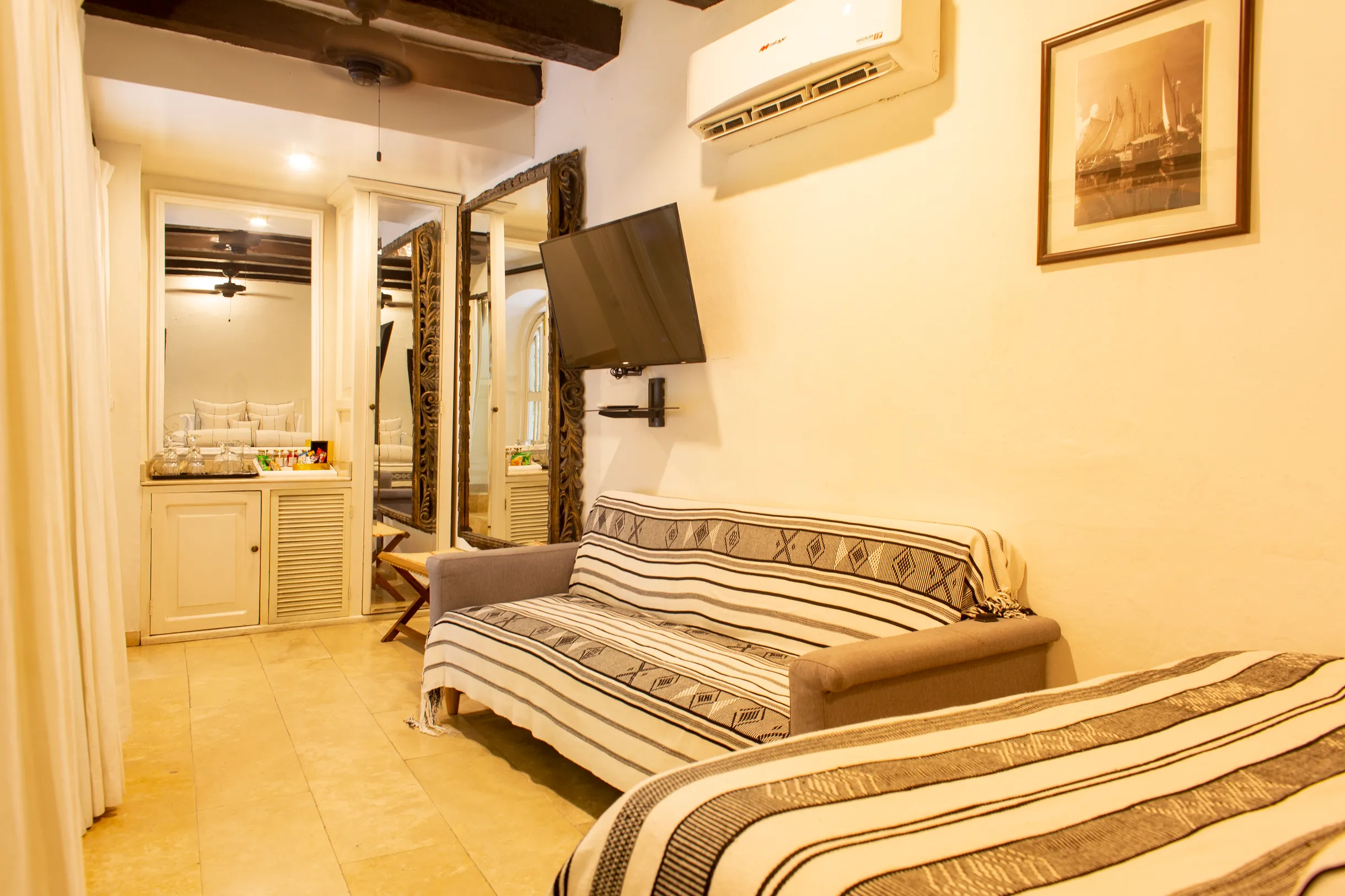 Wander Cartagena Bay #42