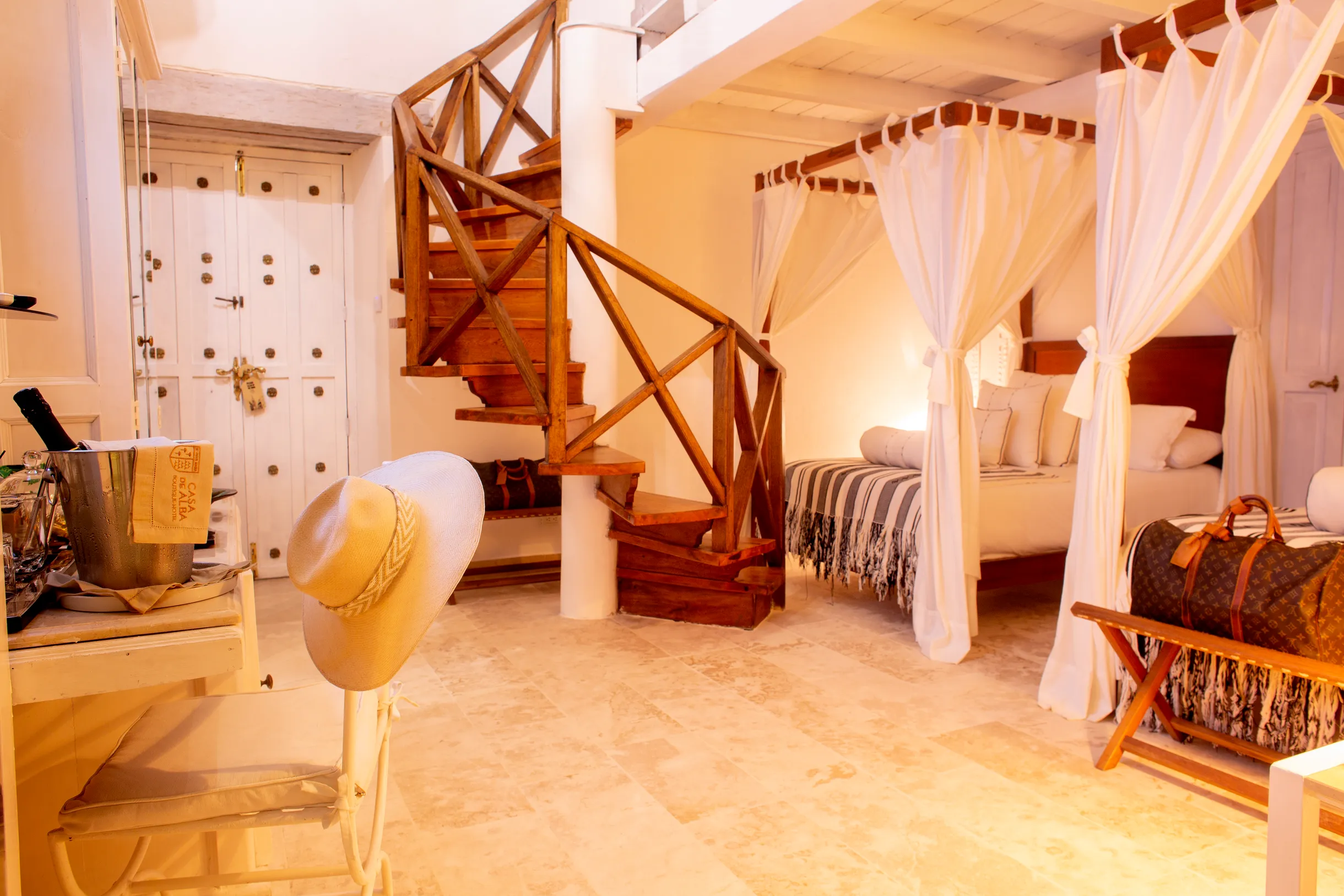 Wander Cartagena Bay #94