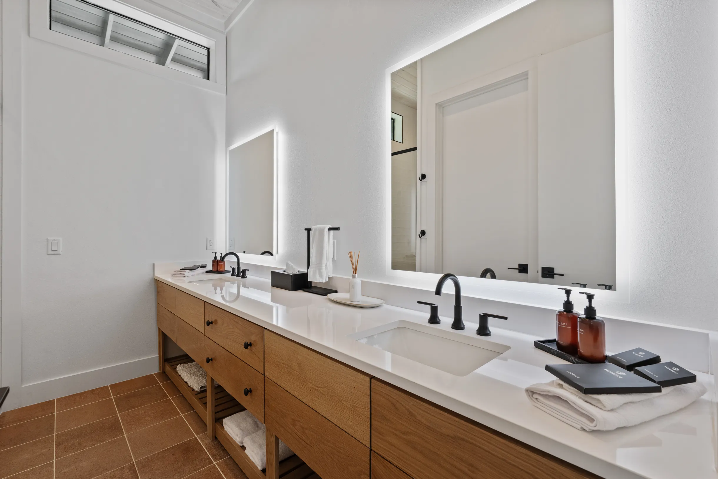 Wander Broken Bow Hollow #40