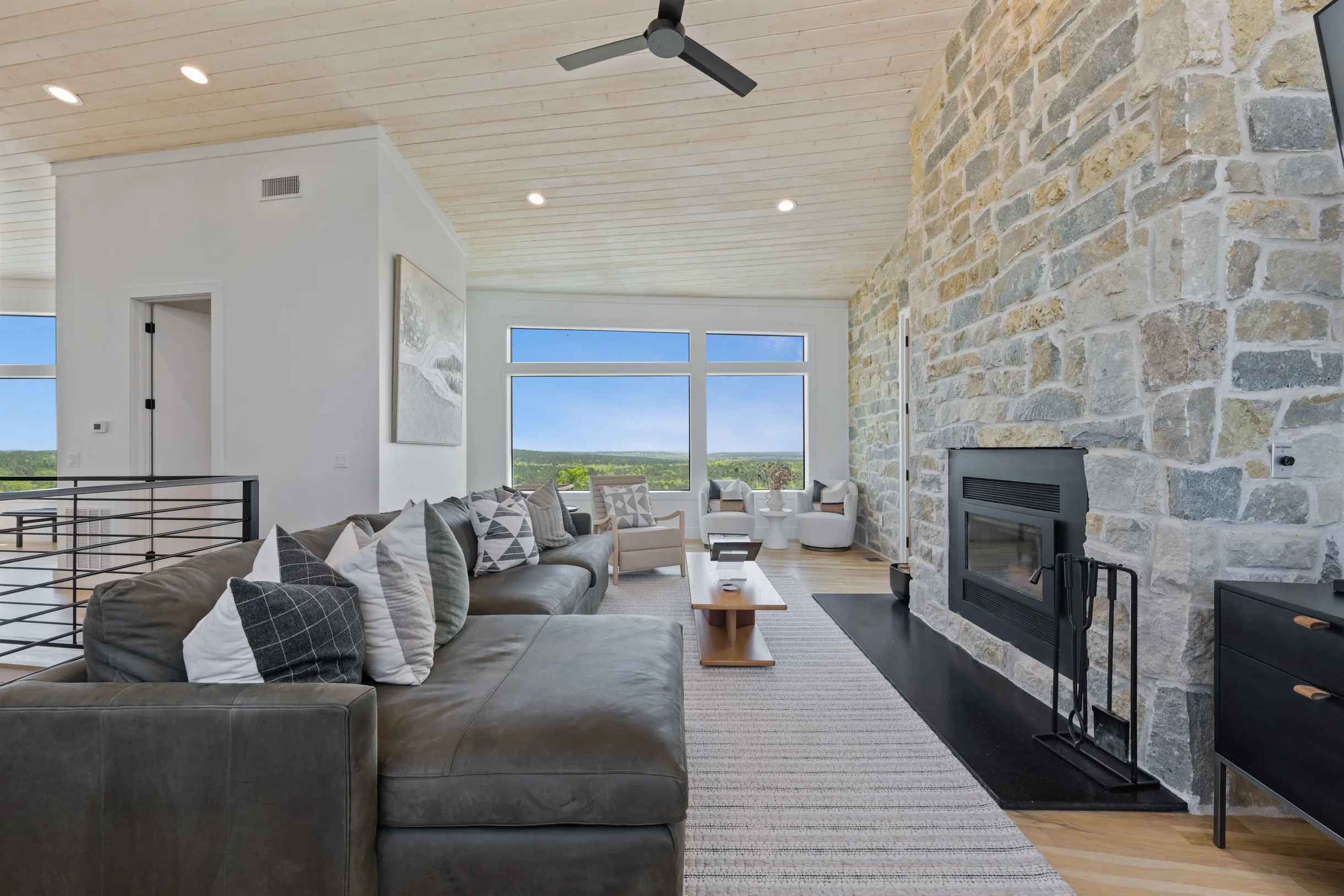 Wander Broken Bow Hollow #43