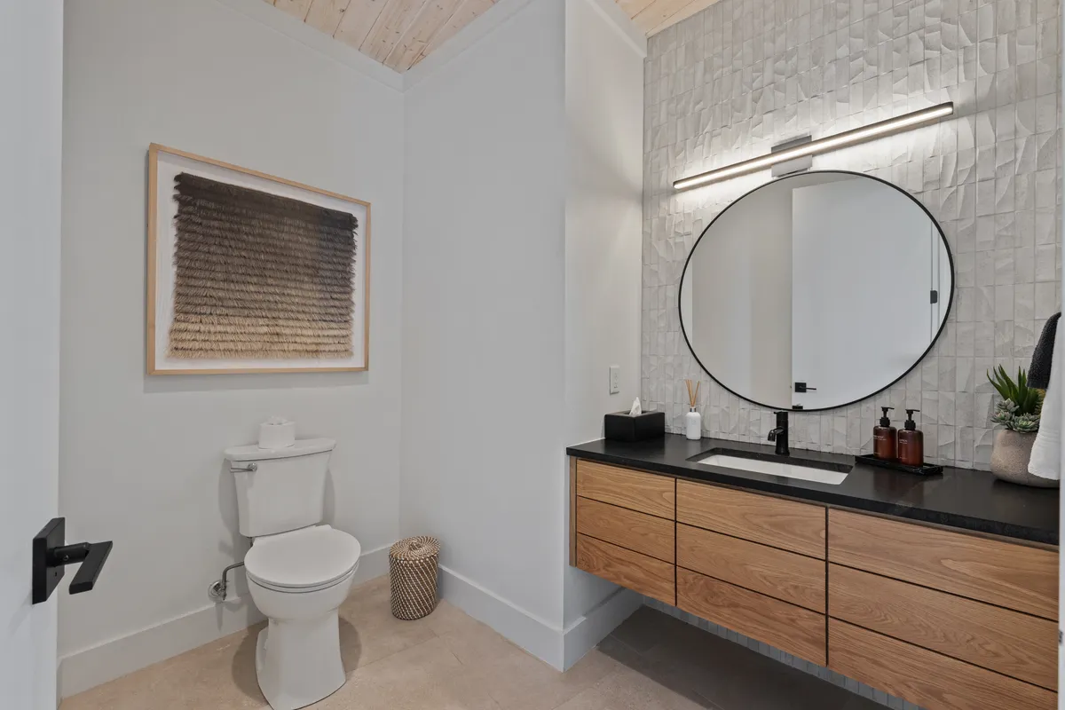 Wander Broken Bow Hollow