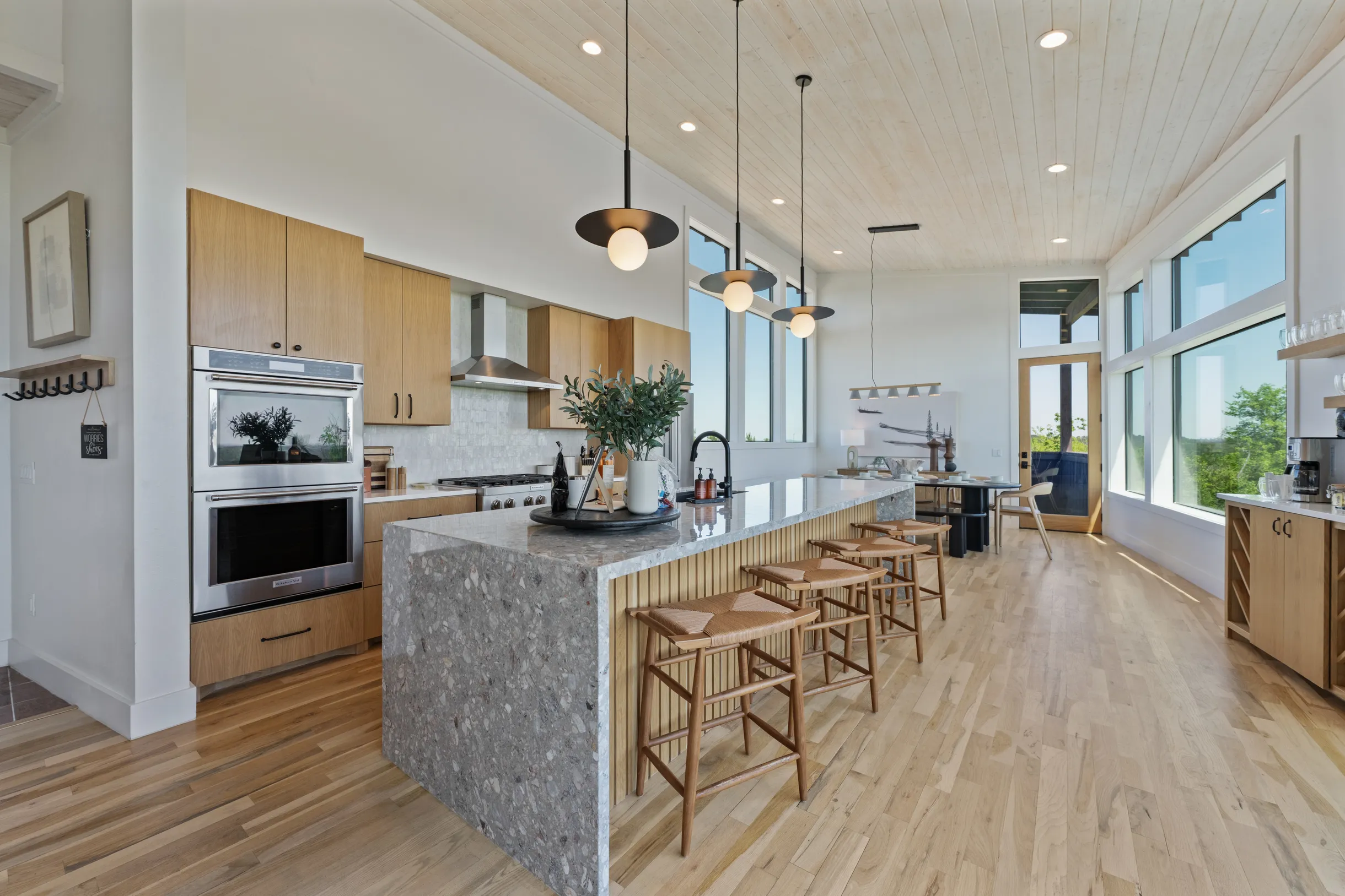 Wander Broken Bow Hollow #71