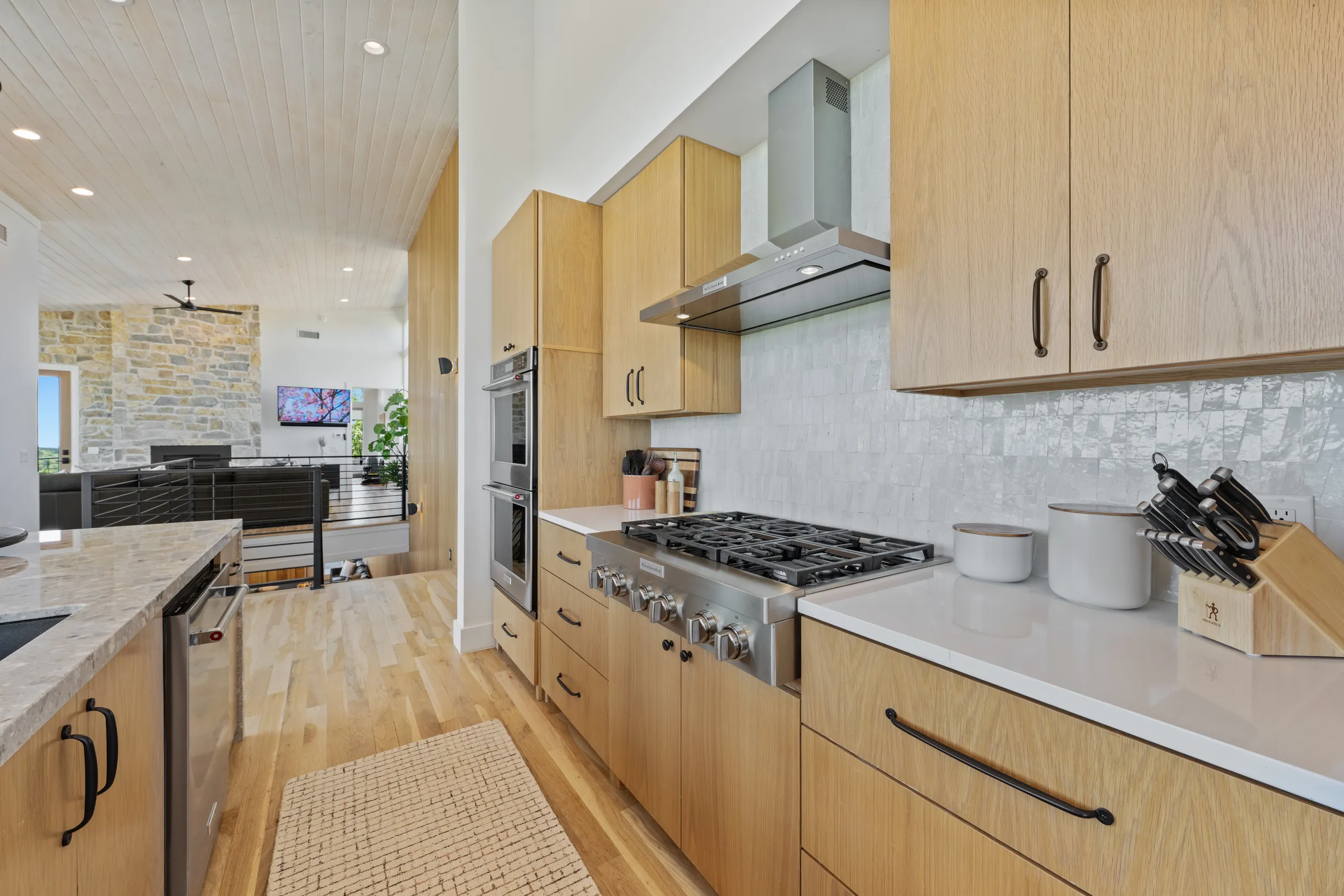 Wander Broken Bow Hollow #98