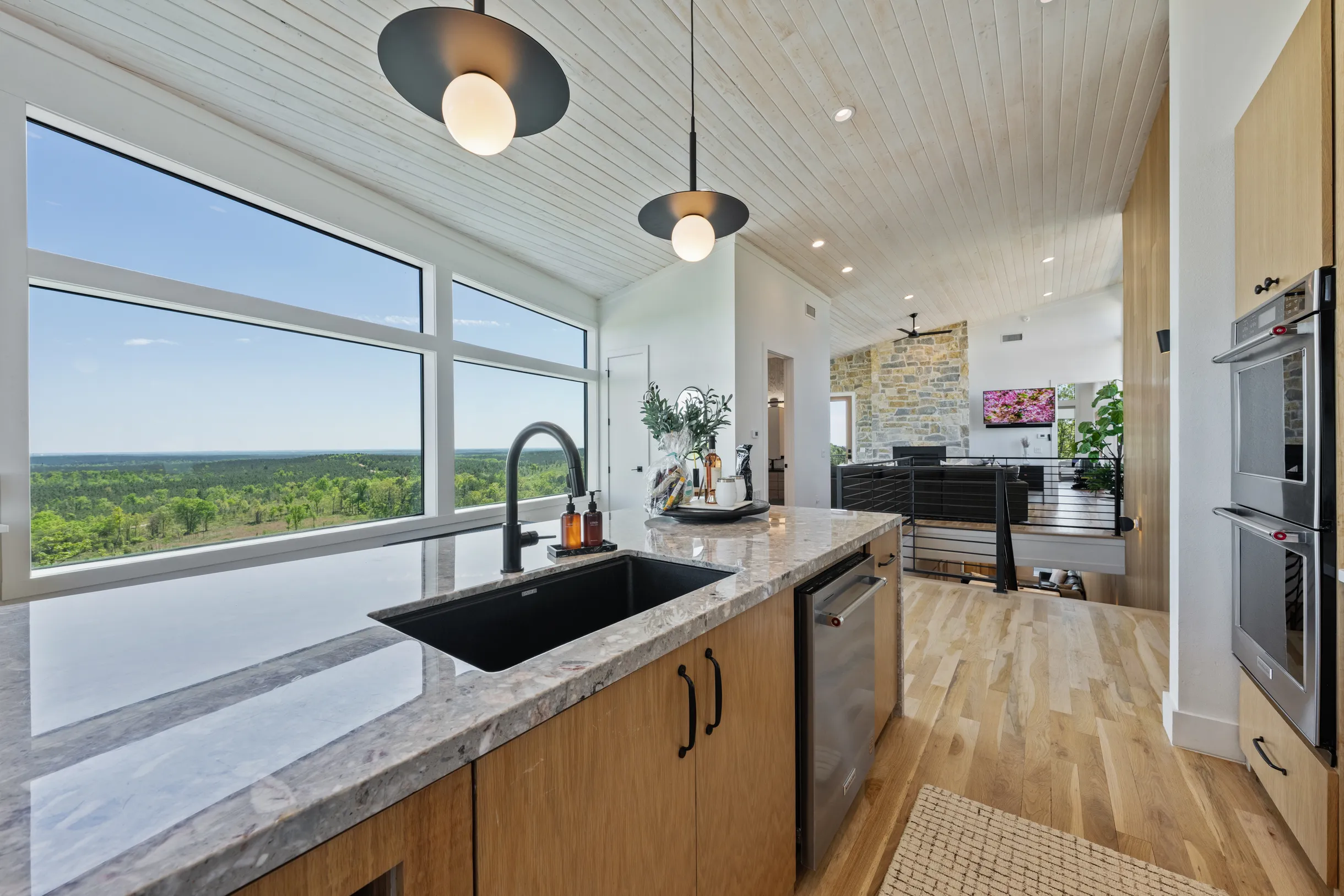 Wander Broken Bow Hollow #101