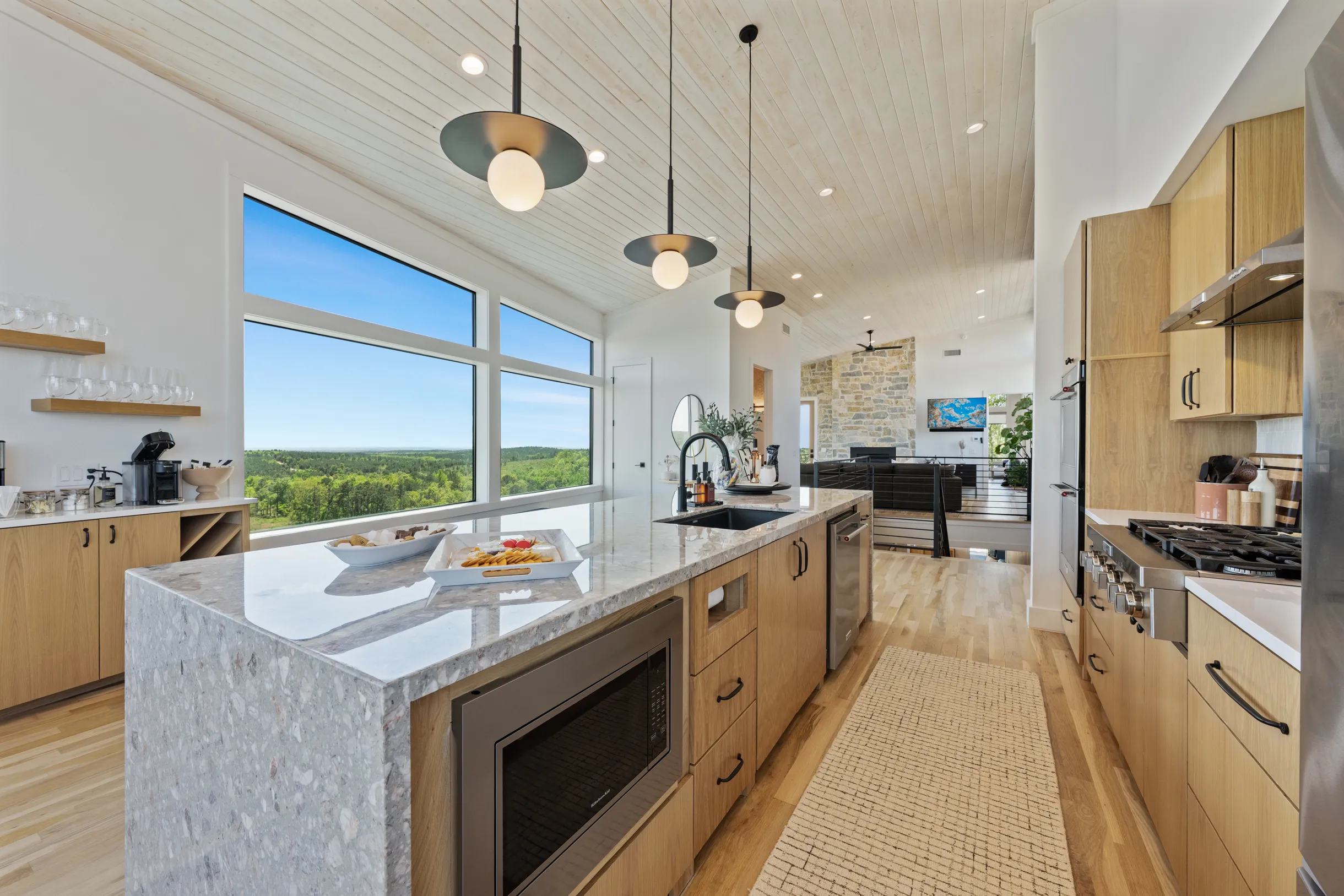 Wander Broken Bow Hollow #105