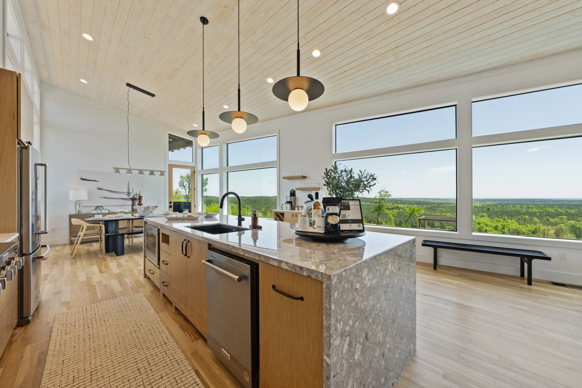 Wander Broken Bow Hollow #106