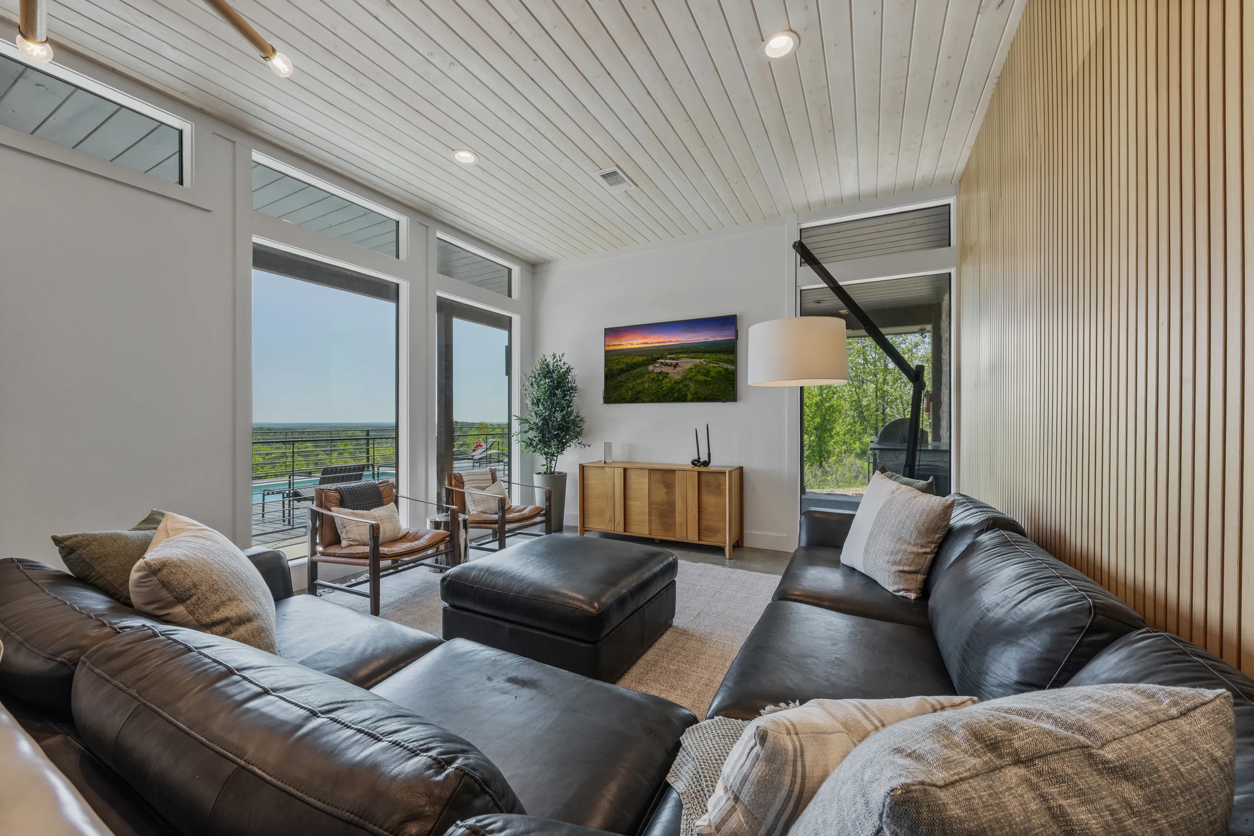 Wander Broken Bow Hollow #60