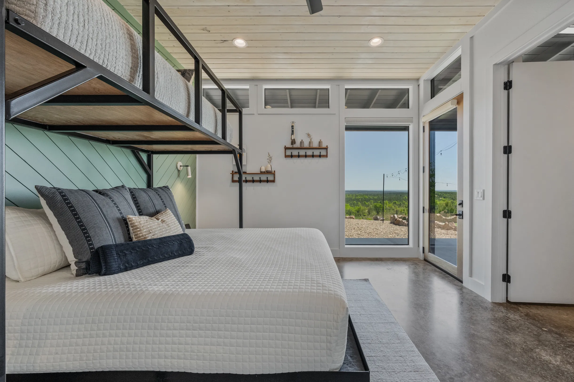 Wander Broken Bow Hollow #74