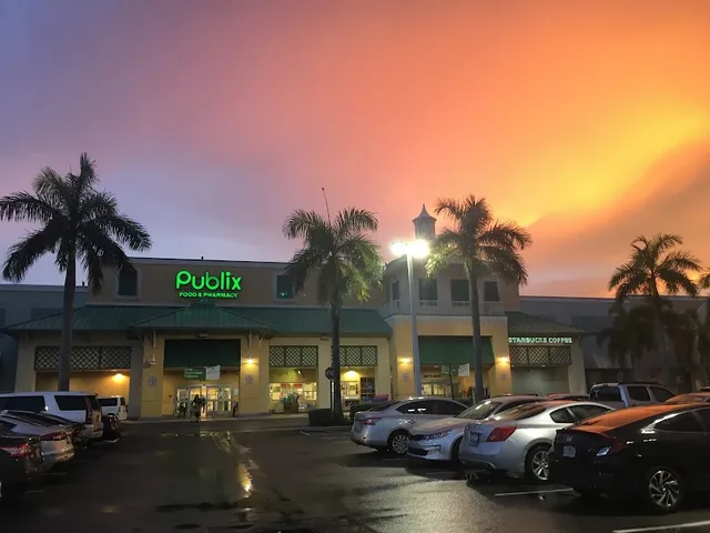 Publix Super Market at The Harbor Shops