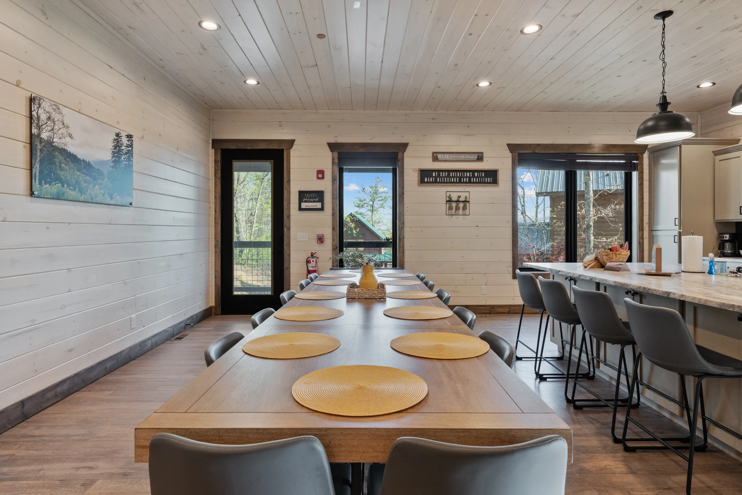 Wander Pigeon Ridge #80