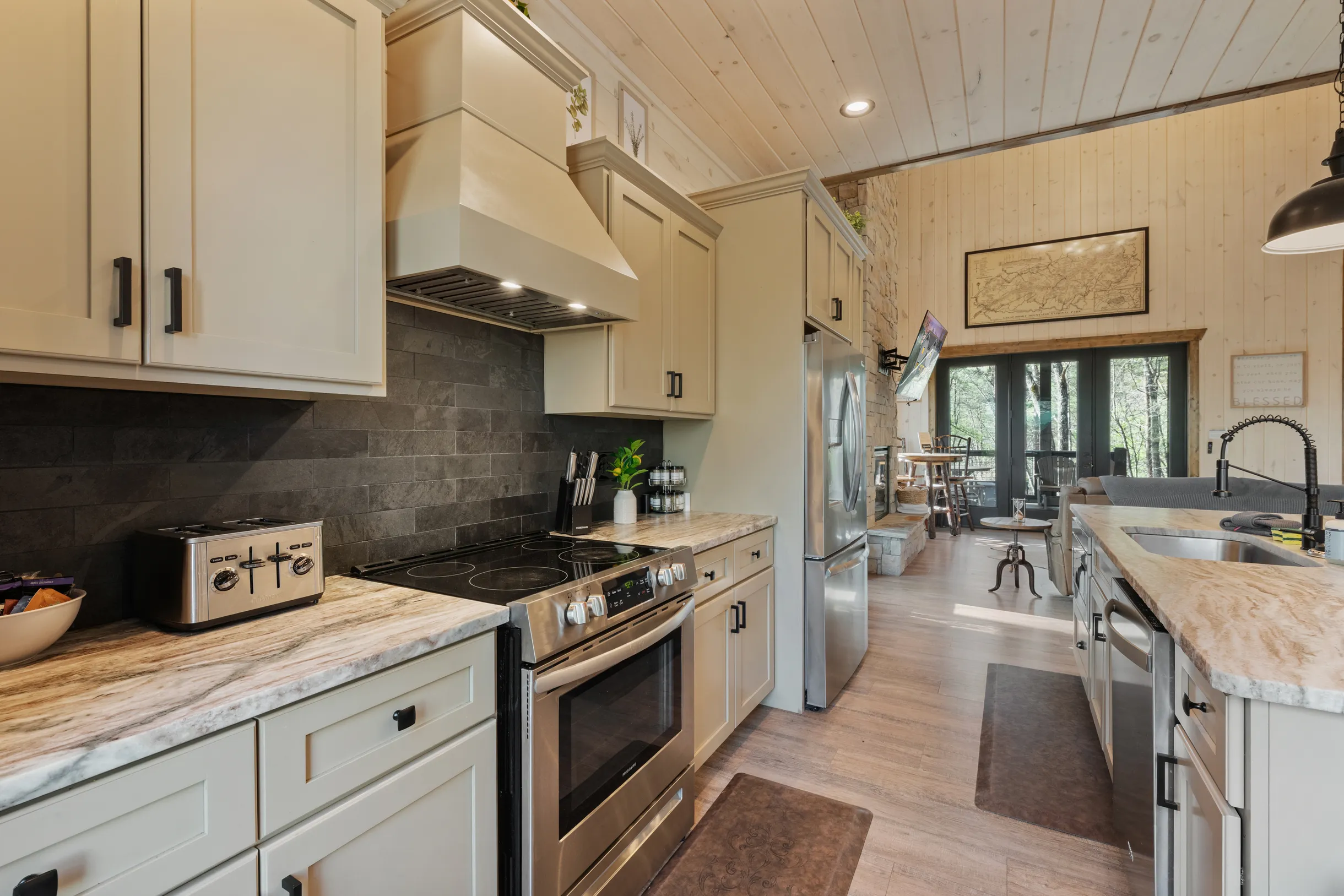 Wander Pigeon Ridge #101