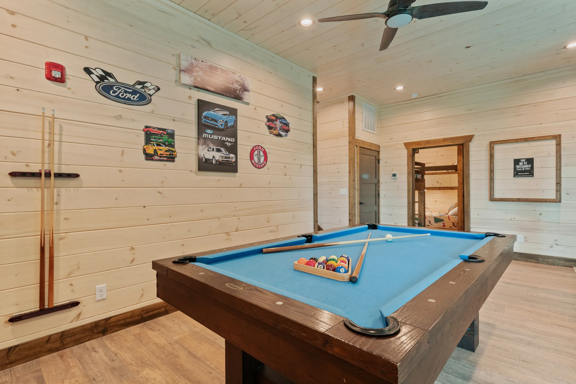 Wander Pigeon Ridge #61