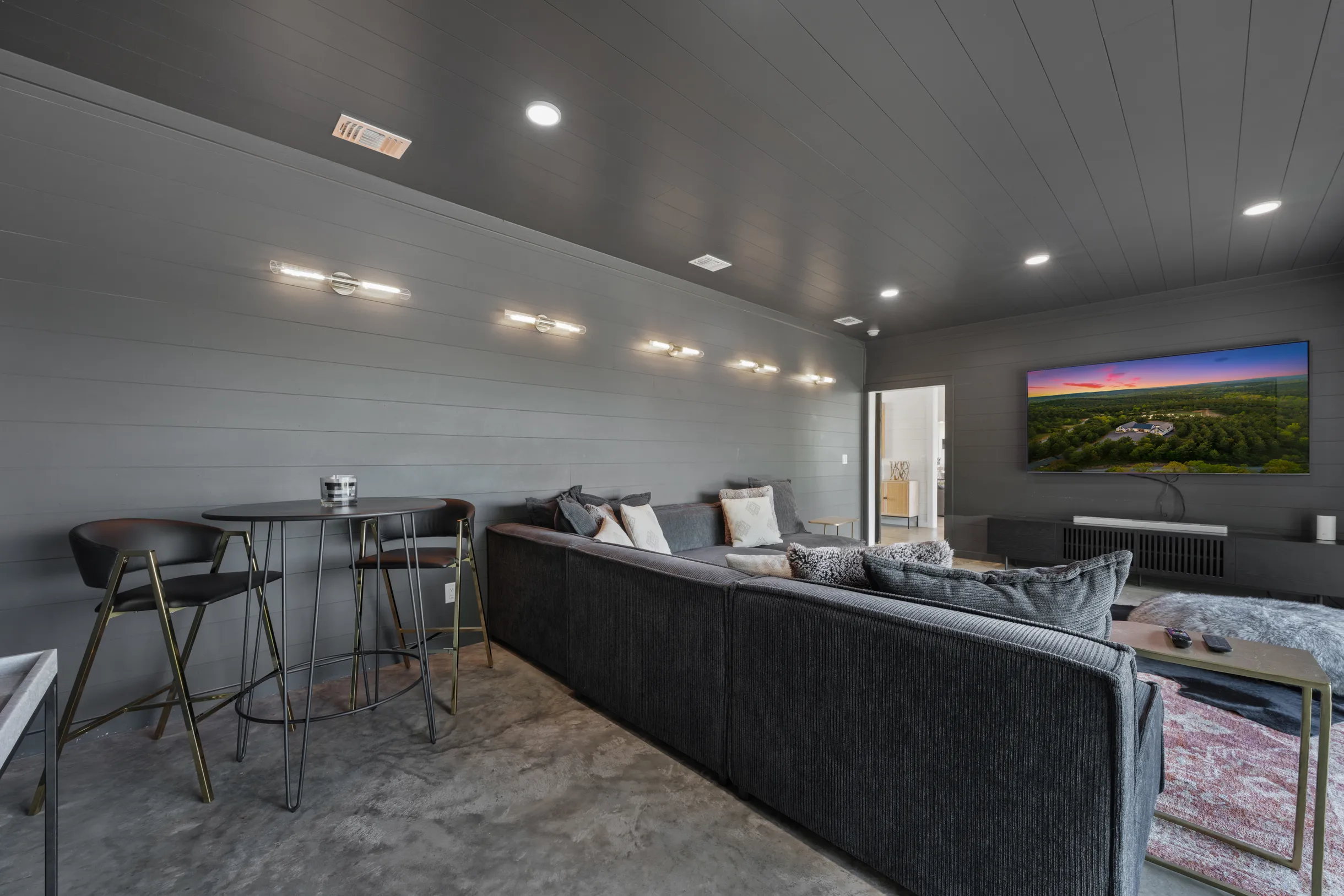 Wander Broken Bow Woods #8