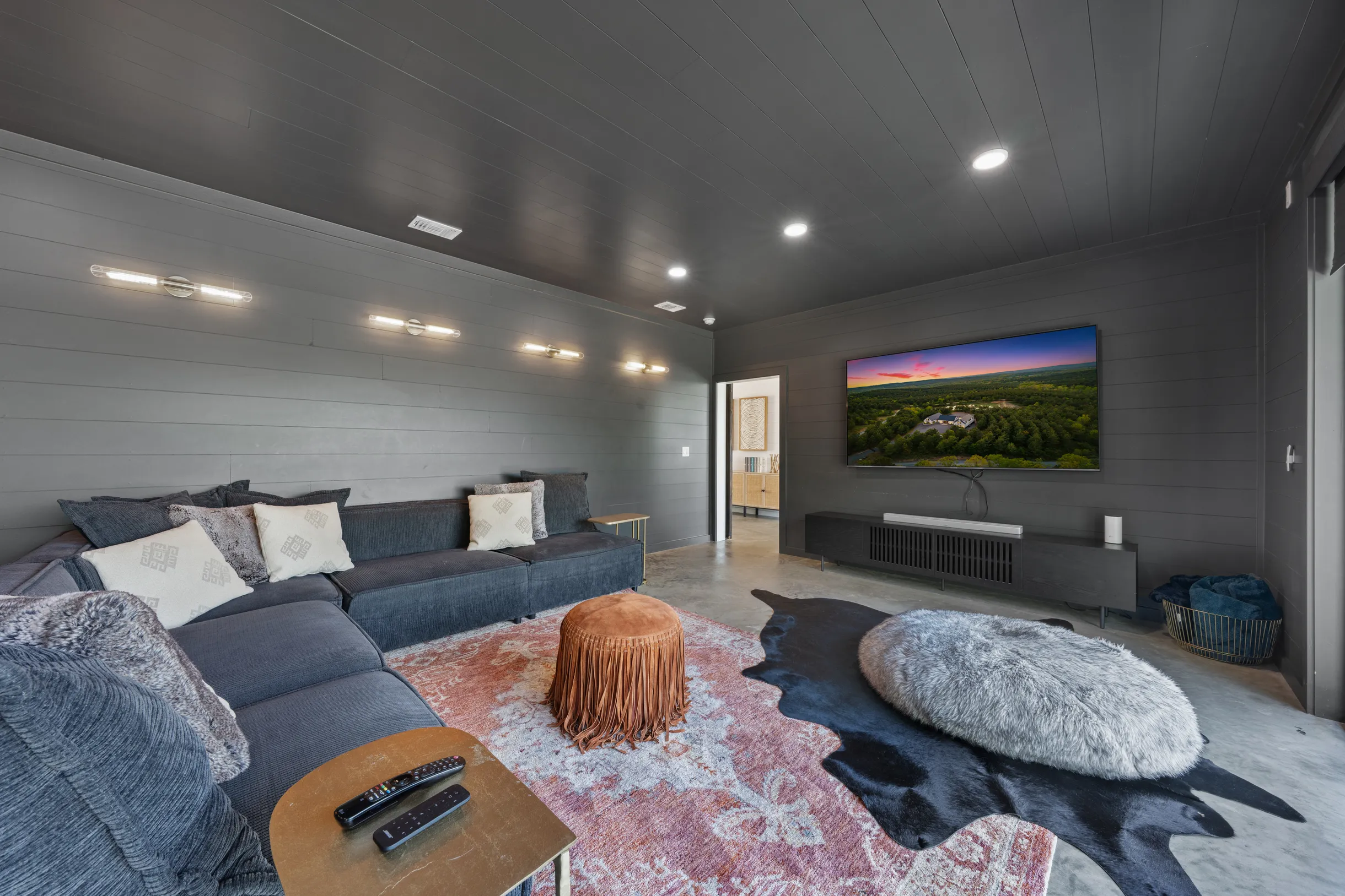 Wander Broken Bow Woods #108