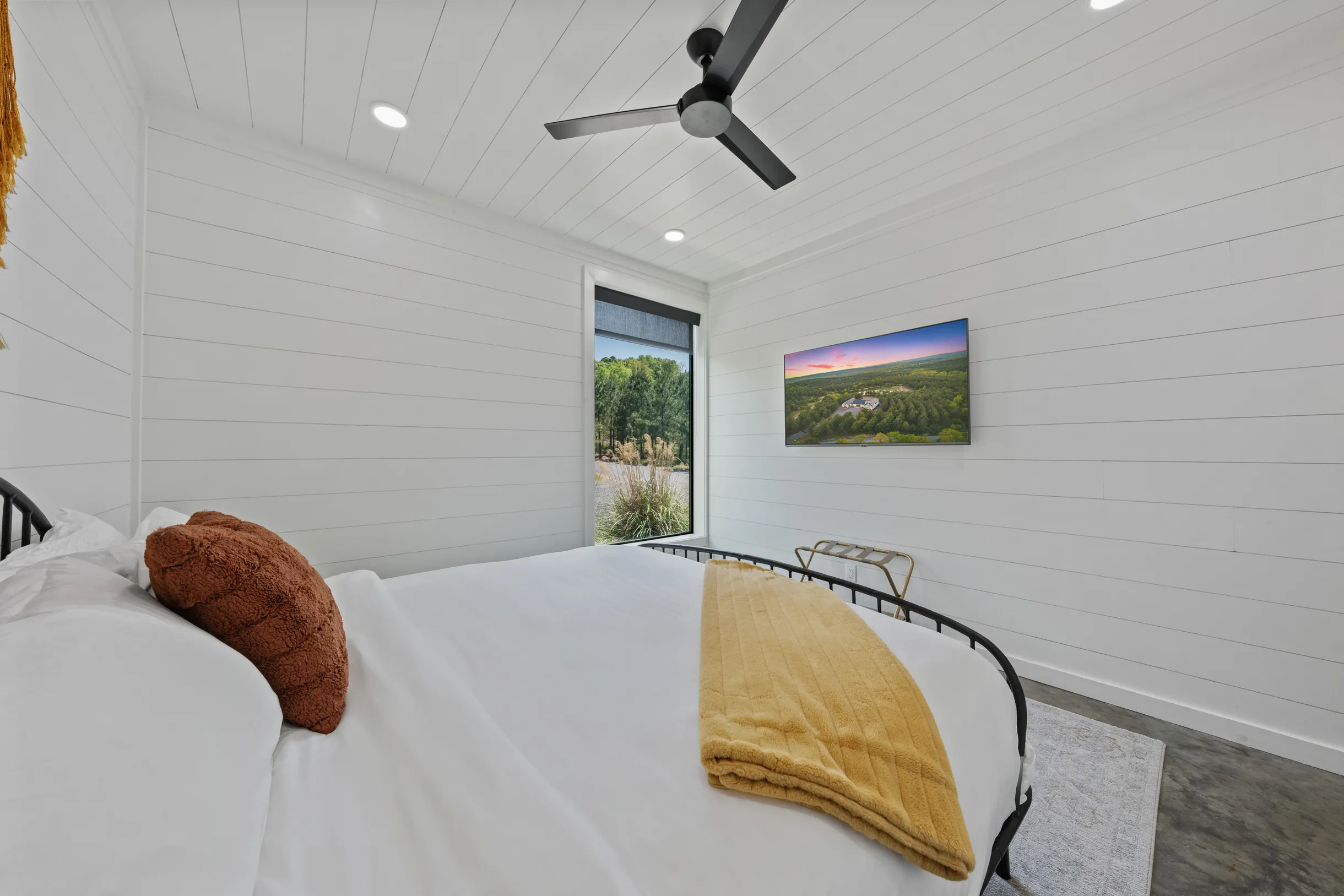 Wander Broken Bow Woods #52