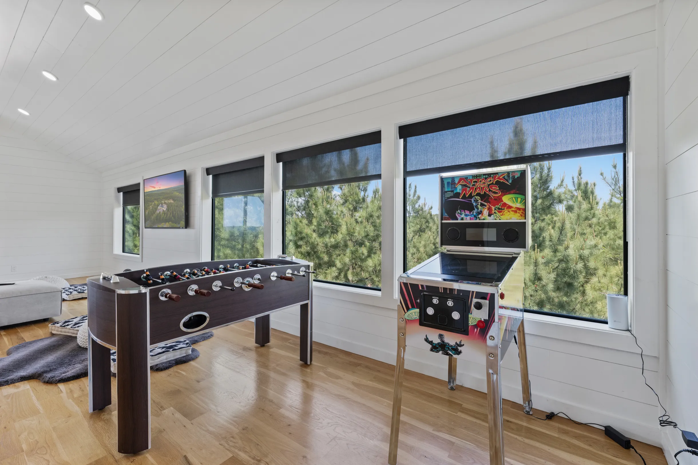 Wander Broken Bow Woods #124