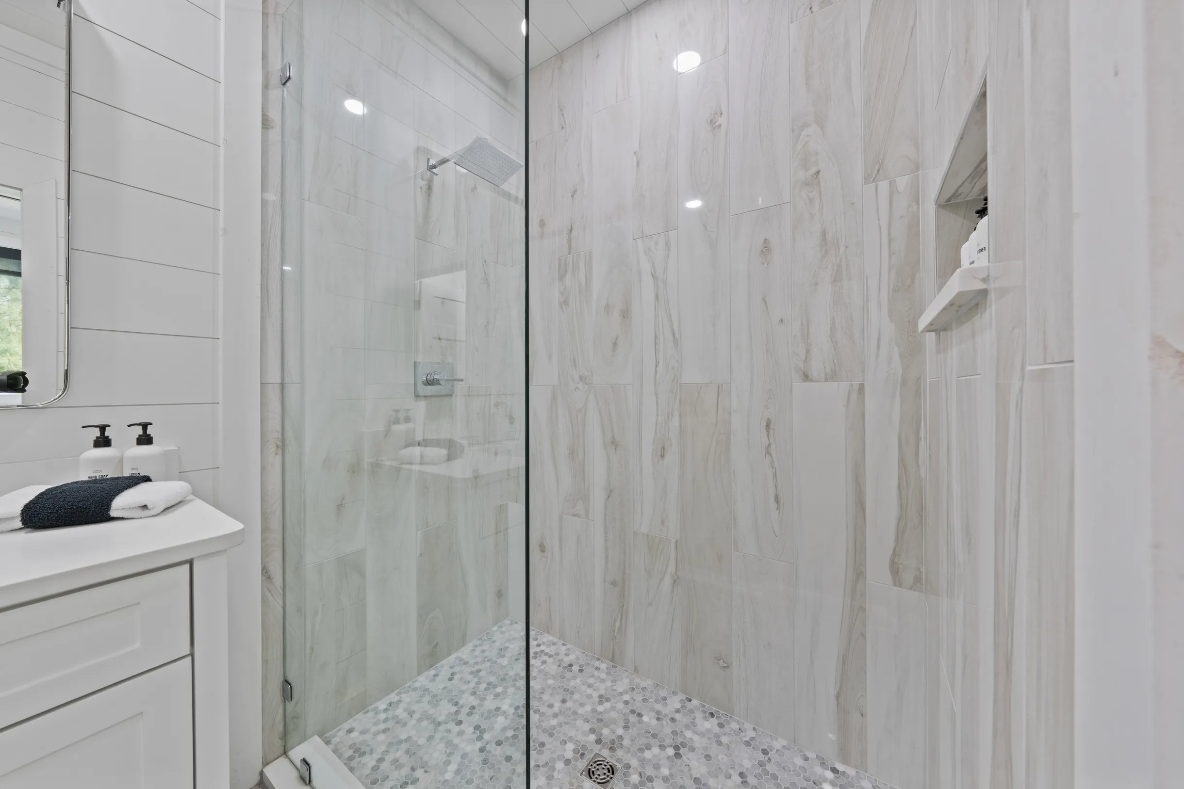 Wander Broken Bow Woods #40