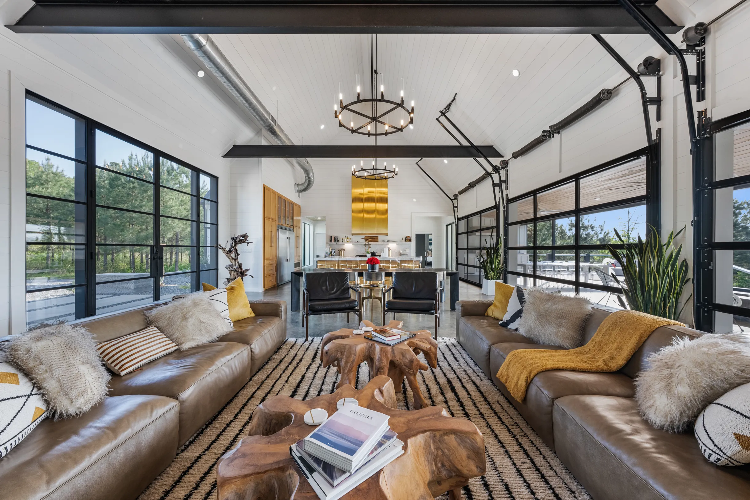 Wander Broken Bow Woods #103