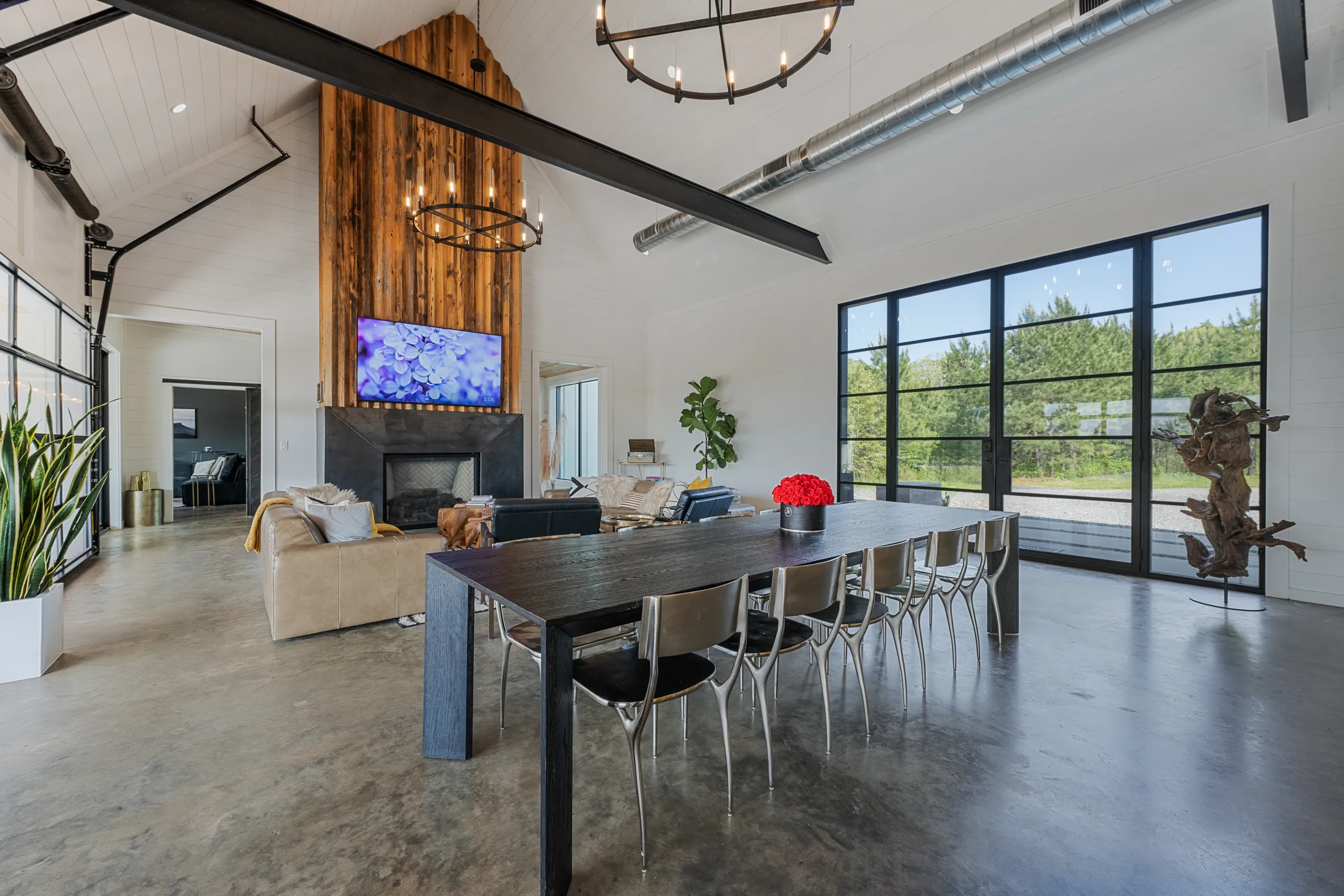 Wander Broken Bow Woods #23