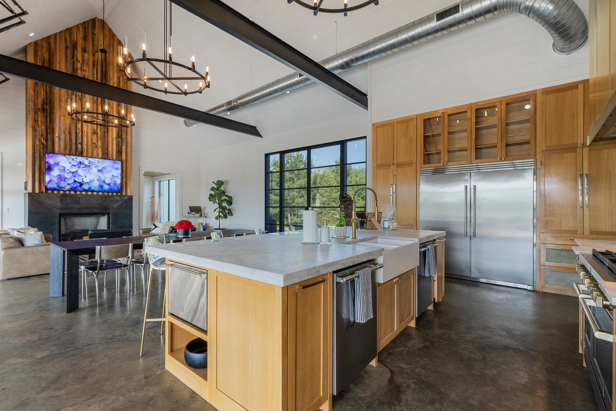 Wander Broken Bow Woods #113