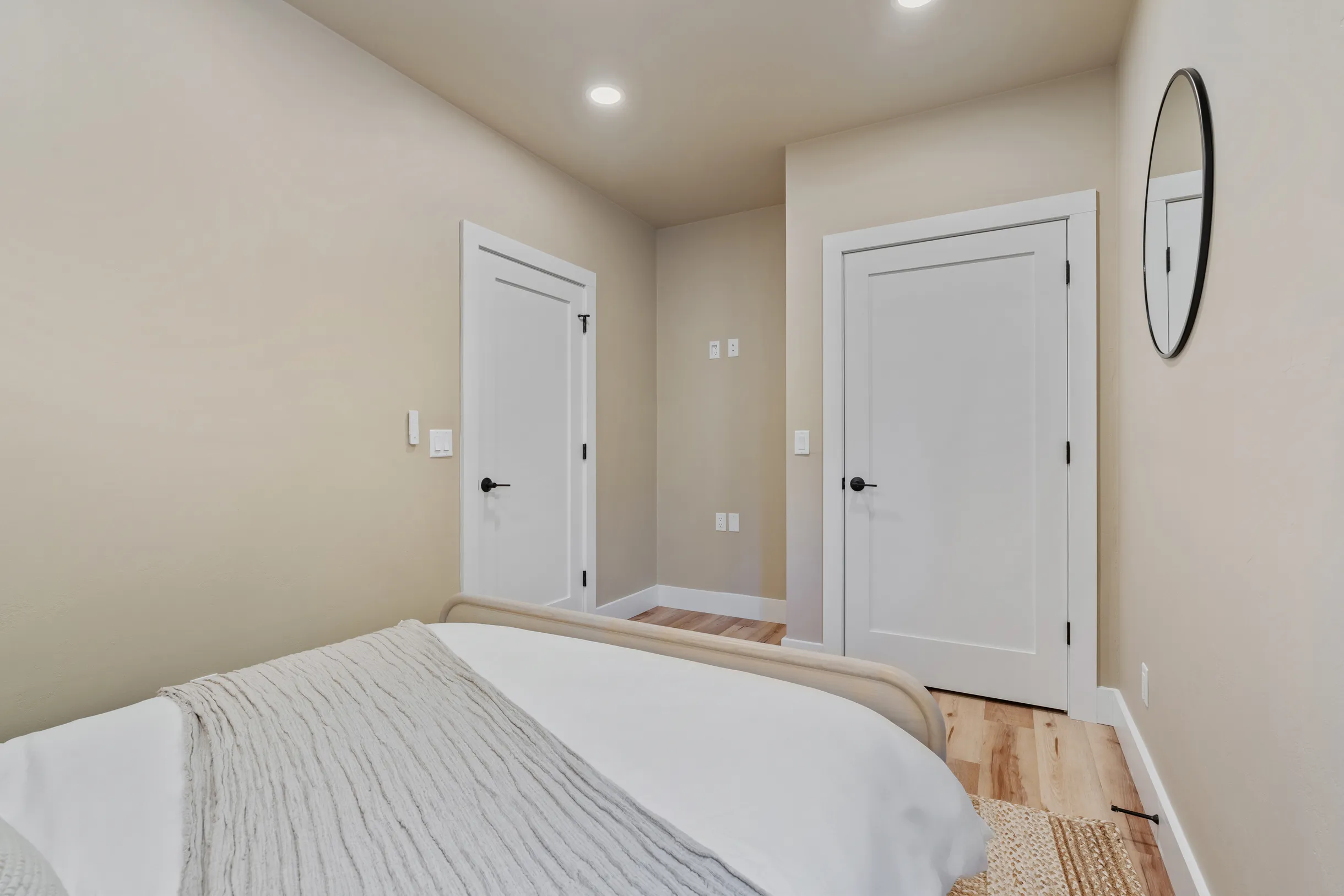 Wander Forestville Pines #40