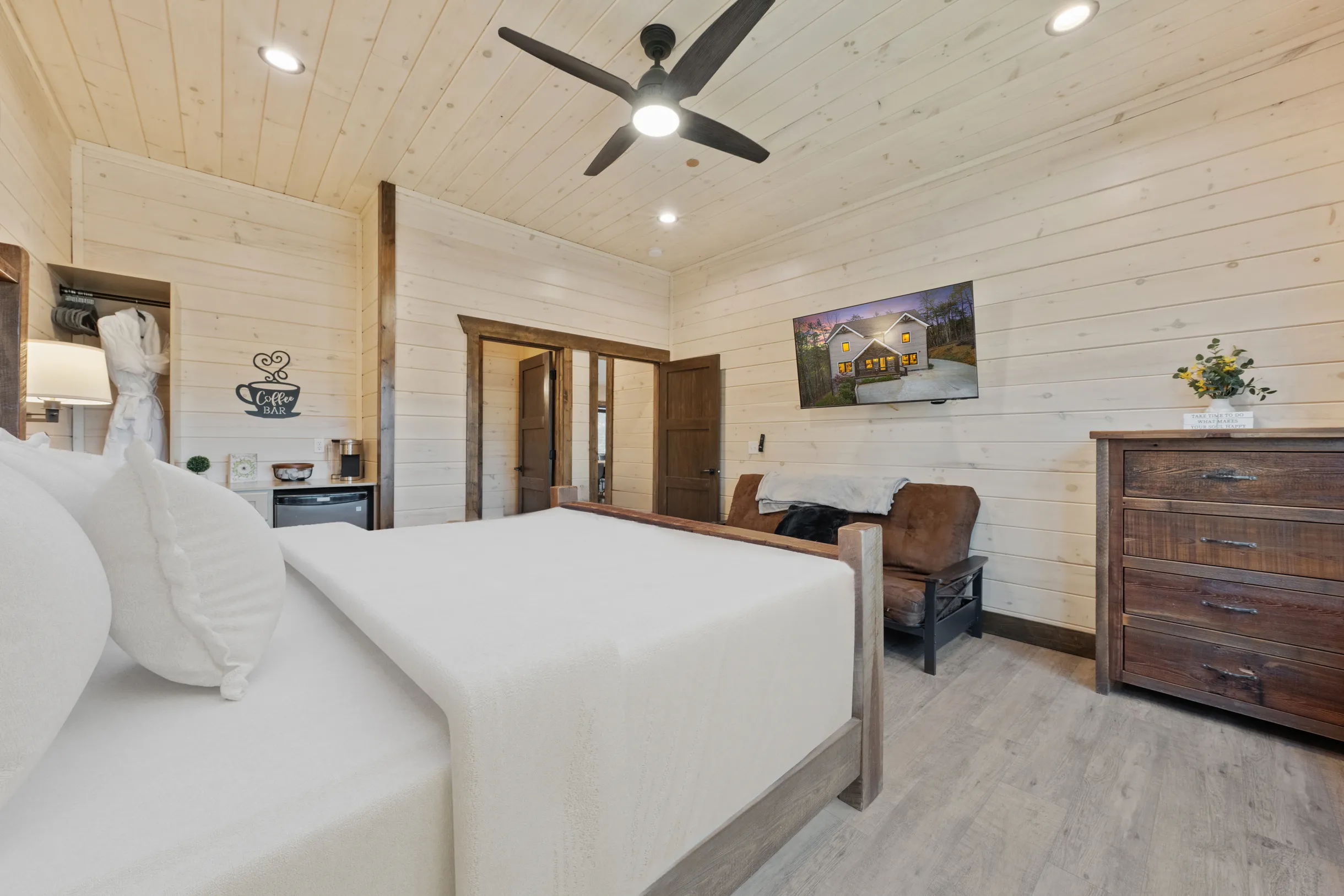 Wander Pigeon Ridge #123