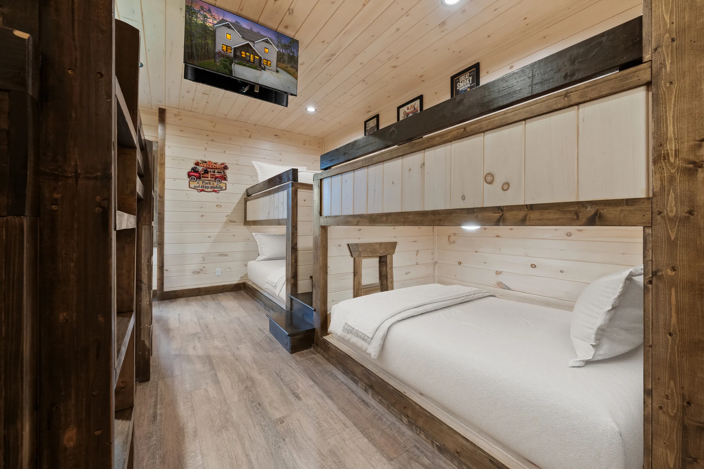 Wander Pigeon Ridge #51