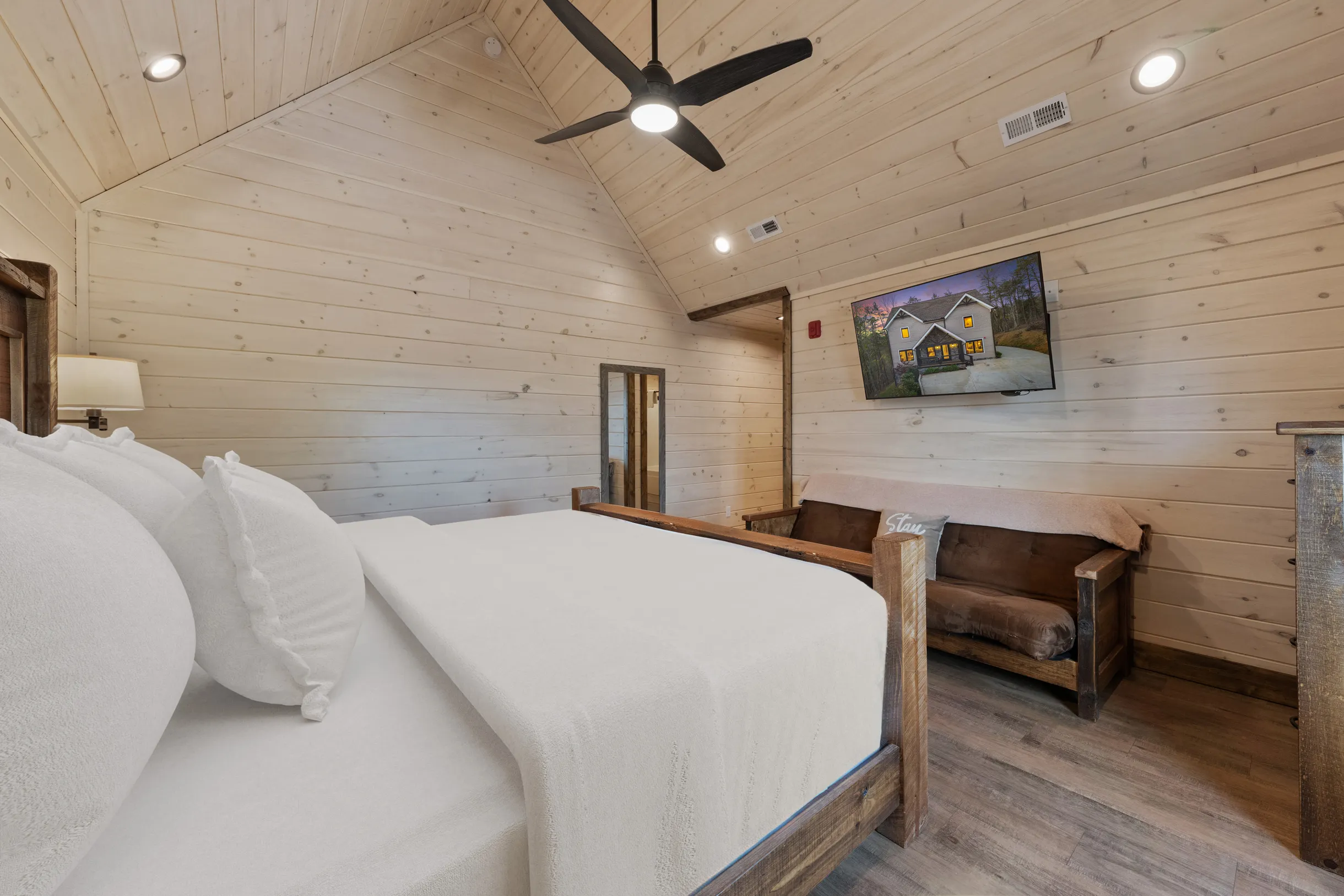 Wander Pigeon Ridge #110