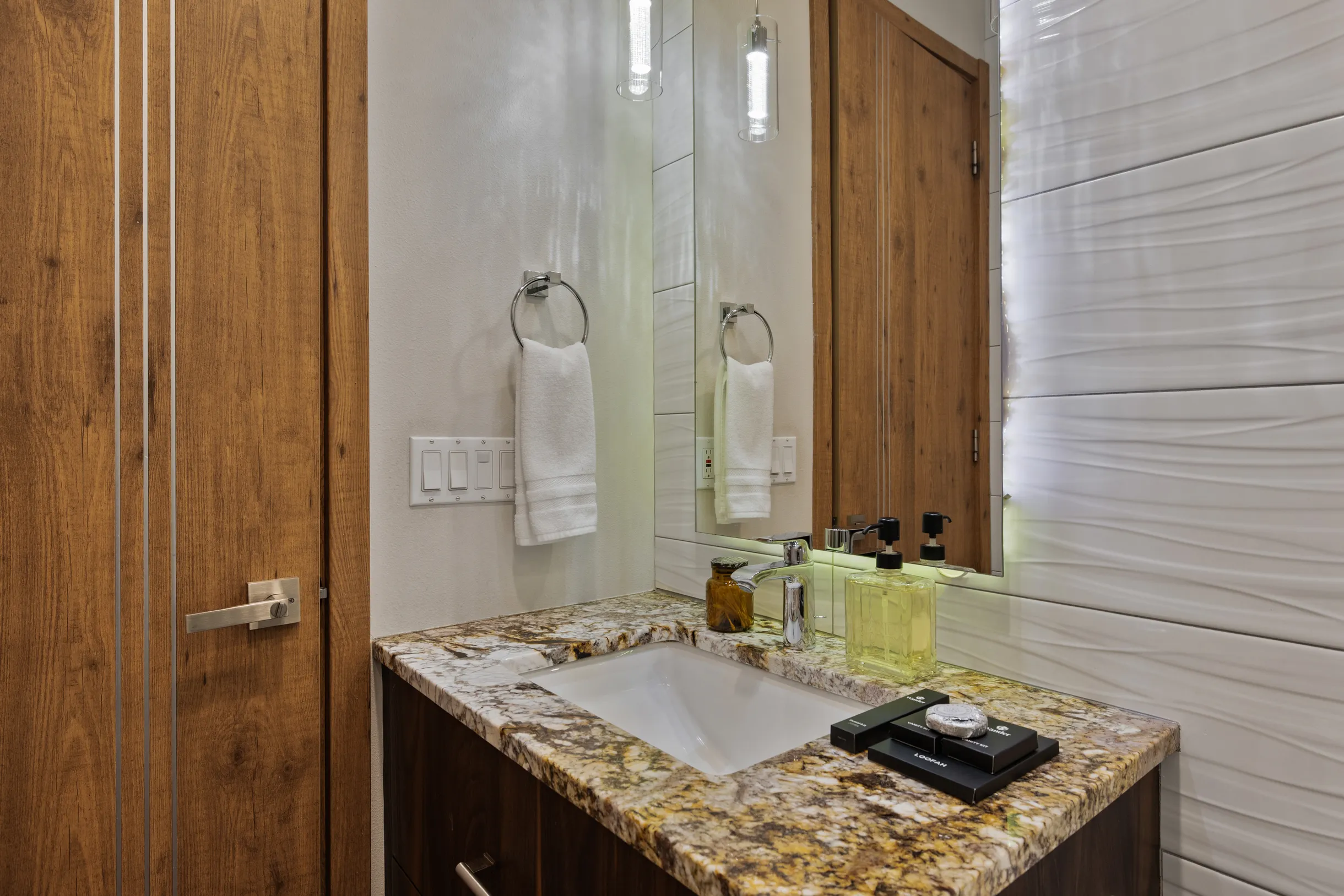 Wander Snoqualmie Pass #70